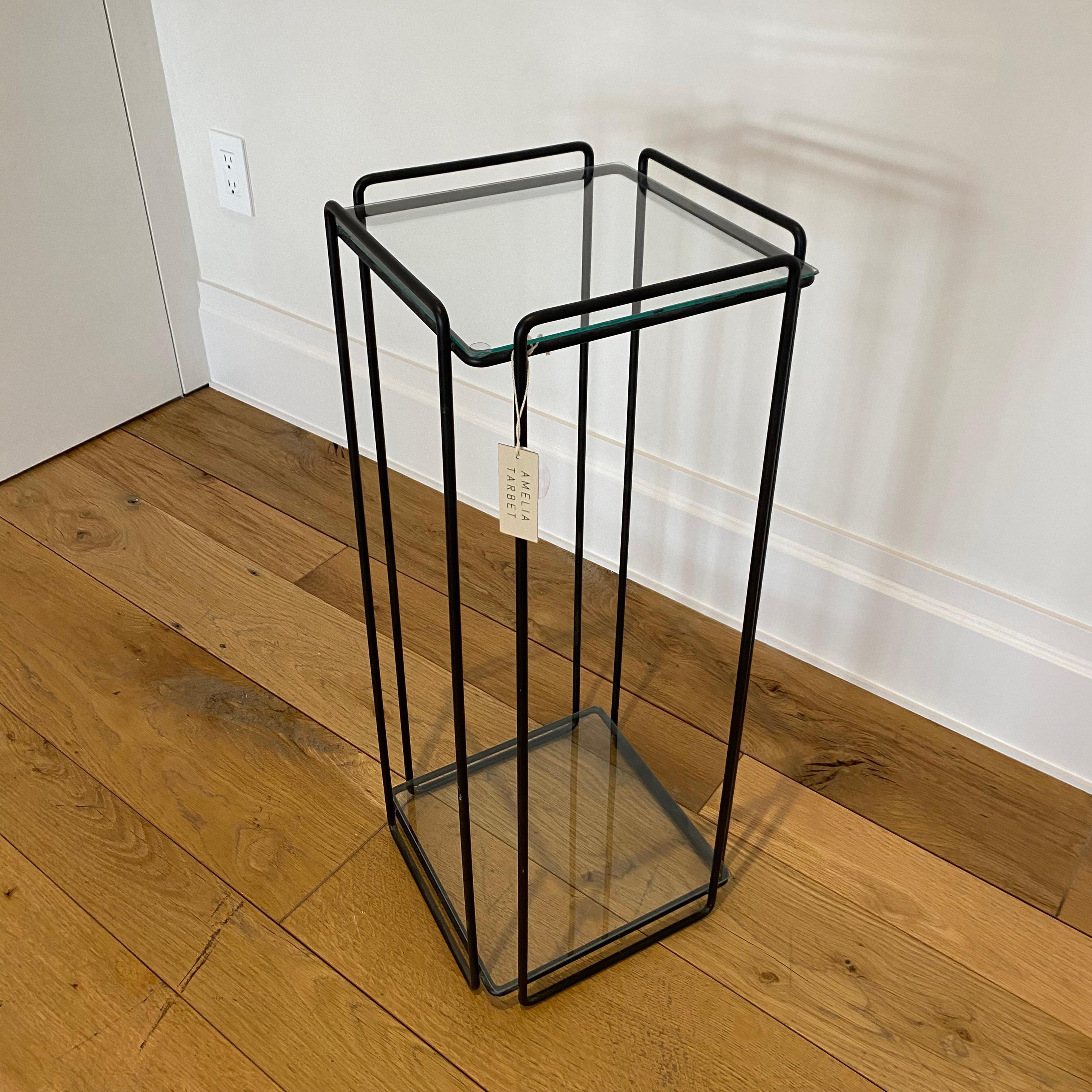 Mid-Century Glass and Metal Pedestal In Good Condition For Sale In New York, NY