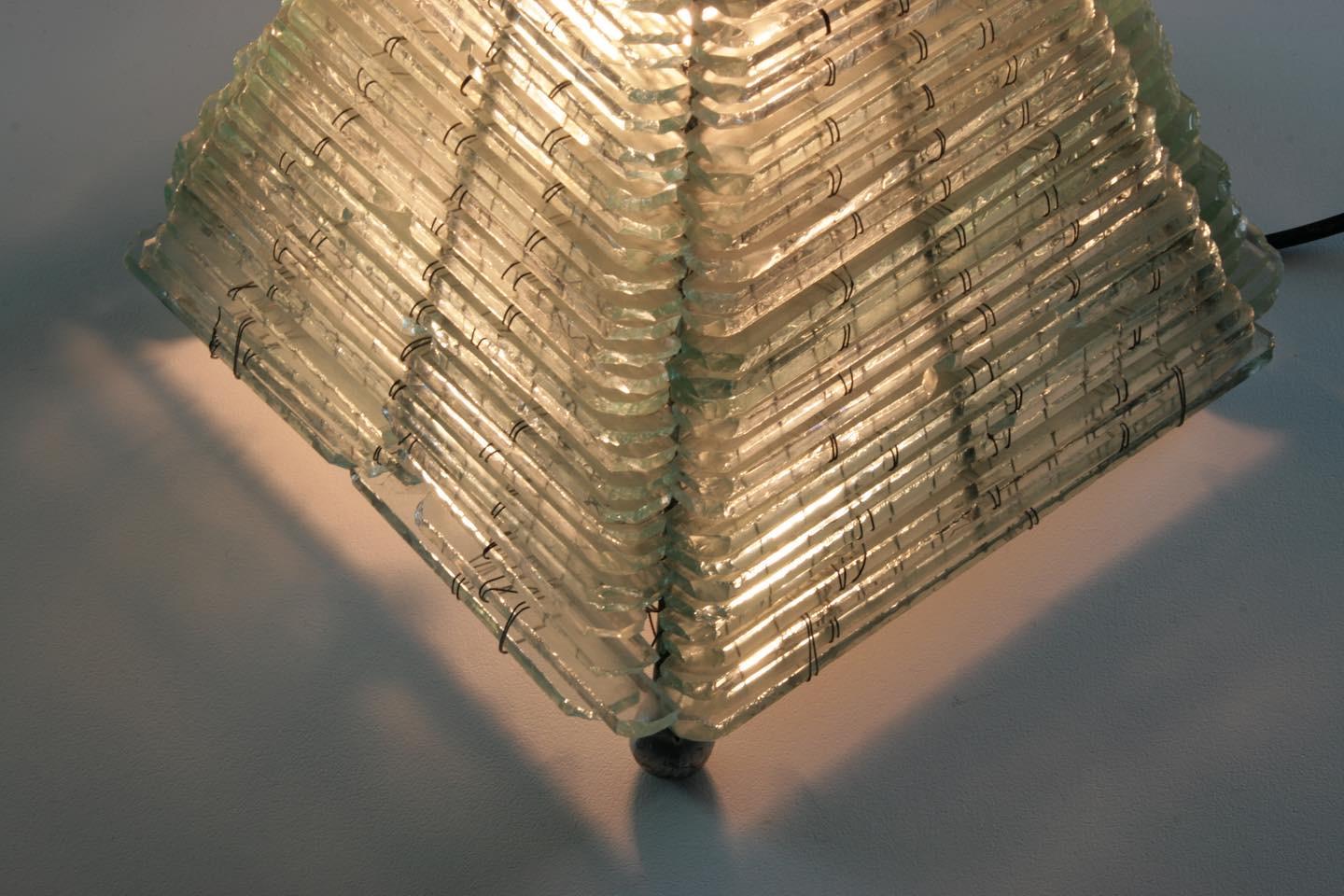 Glass and Metal Pyramid Table Lamp, 1970s For Sale 6