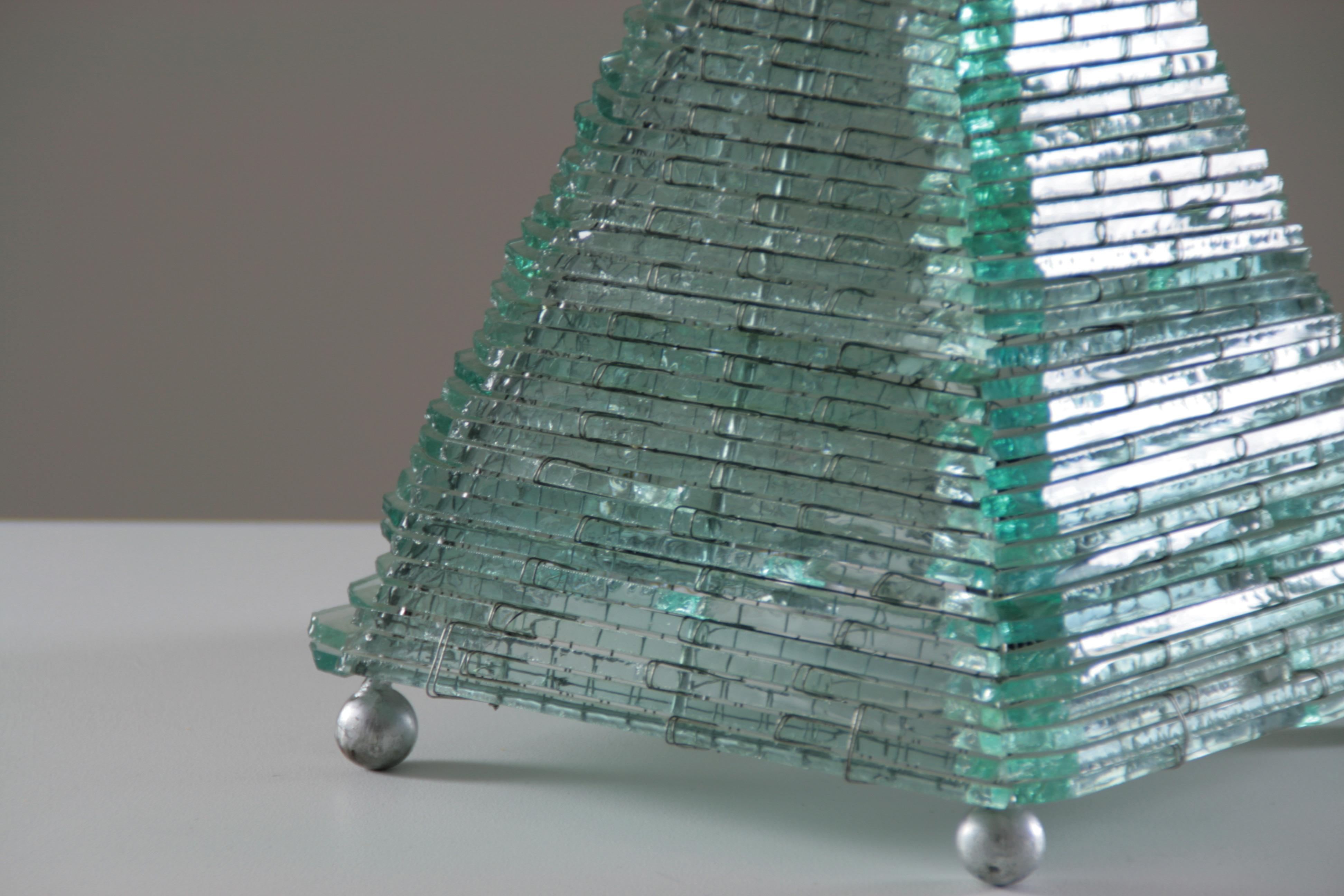 Glass and Metal Pyramid Table Lamp, 1970s For Sale 5
