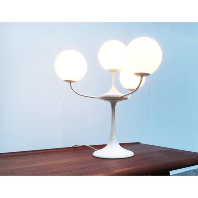 Tischlampe aus glas und metall von E.R. Nele für Temde, 1960er Jahre im Angebot 3