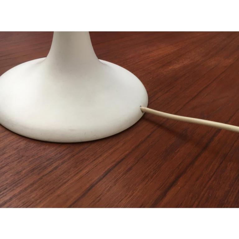 Tischlampe aus glas und metall von E.R. Nele für Temde, 1960er Jahre im Angebot 4