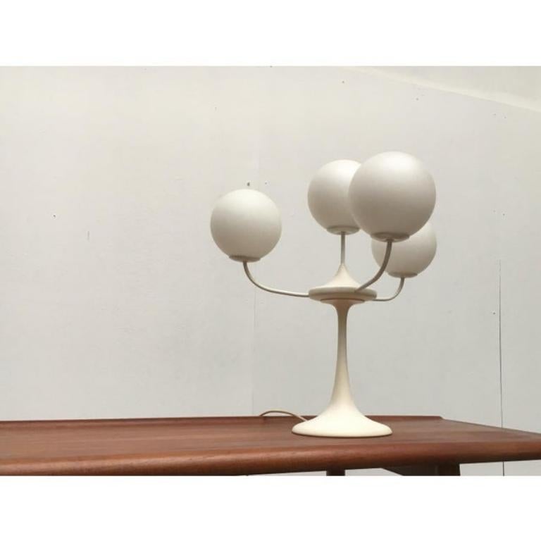 Tischlampe aus glas und metall von E.R. Nele für Temde, 1960er Jahre (Schweizerisch) im Angebot