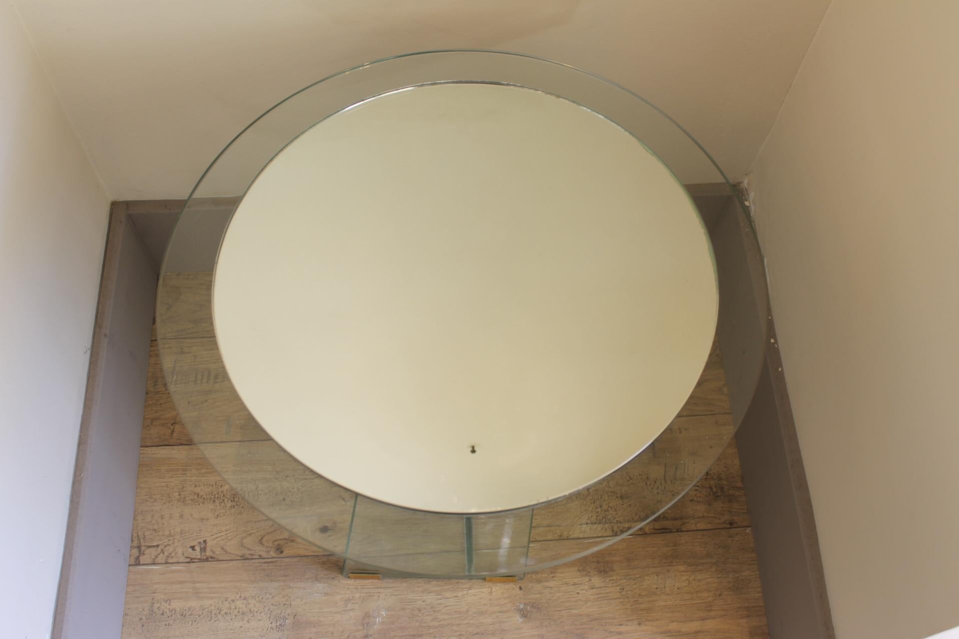 Table asymétrique avec piédestal en verre et miroir, style Fontana Arte, 1970 en vente 4