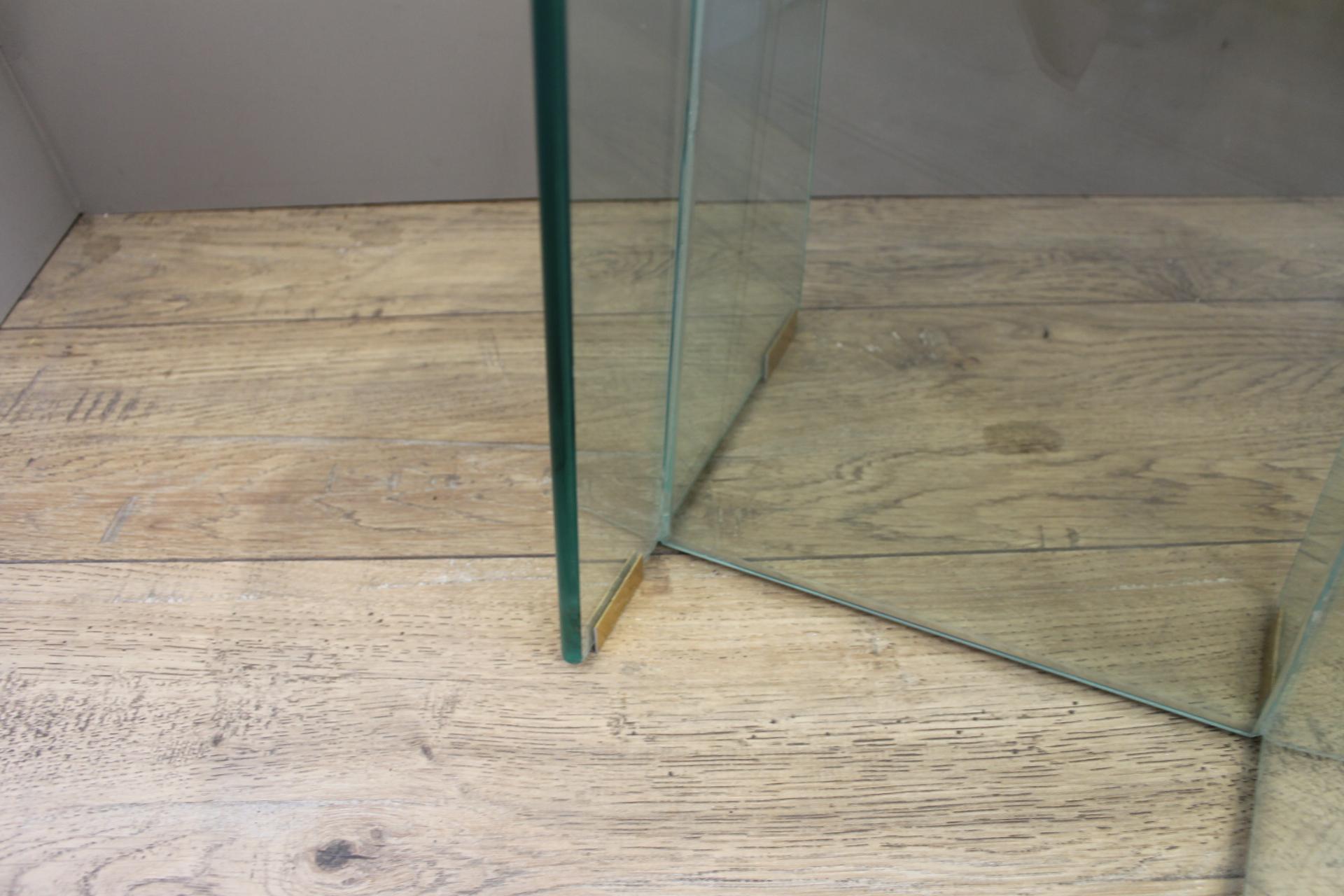 Glass and mirror pedestal table, asymmetrical, Fontana Arte style, 1970 For Sale 10