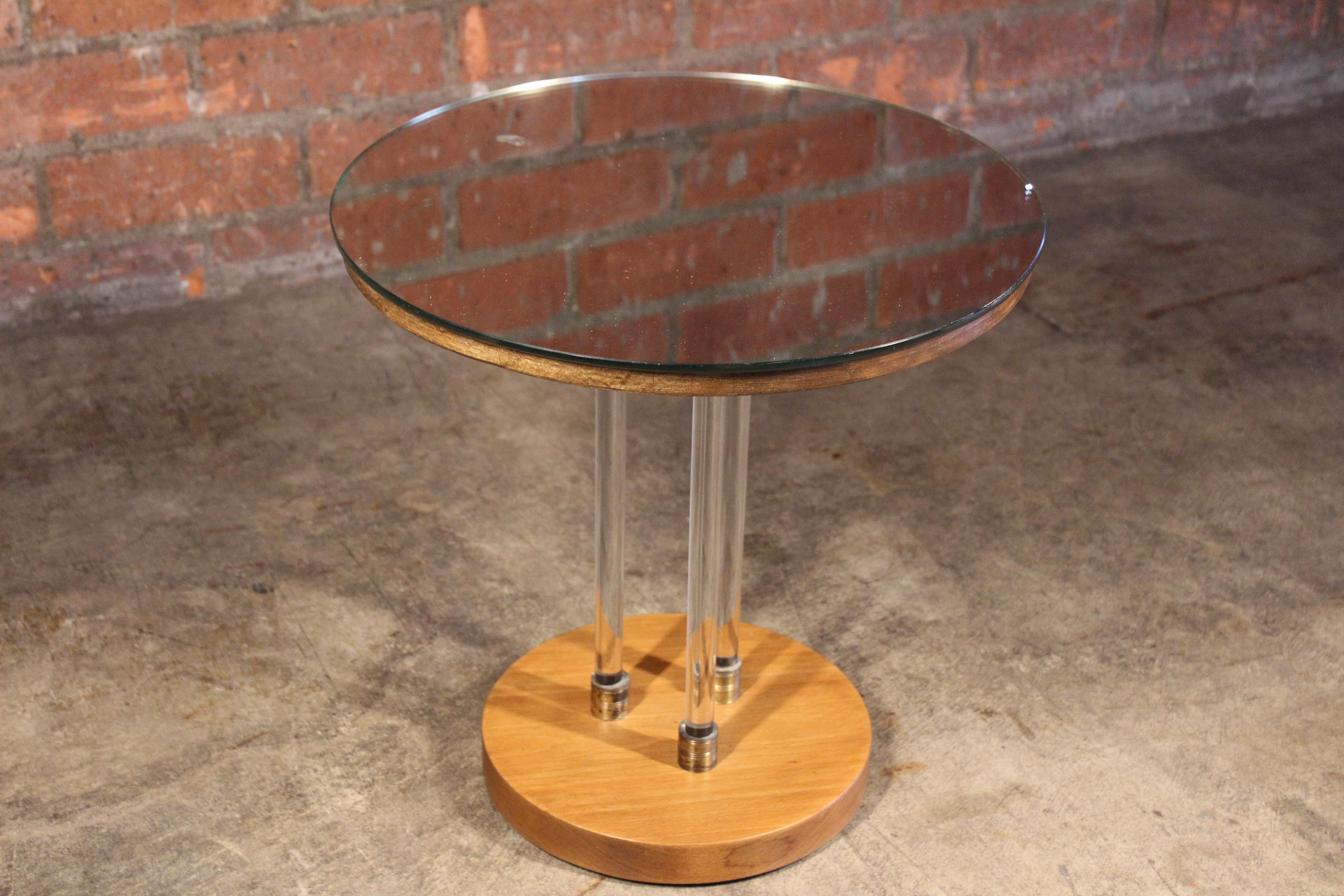 Glass and Mirror Side Table with Brass Accents, France, 1940s In Good Condition In Los Angeles, CA