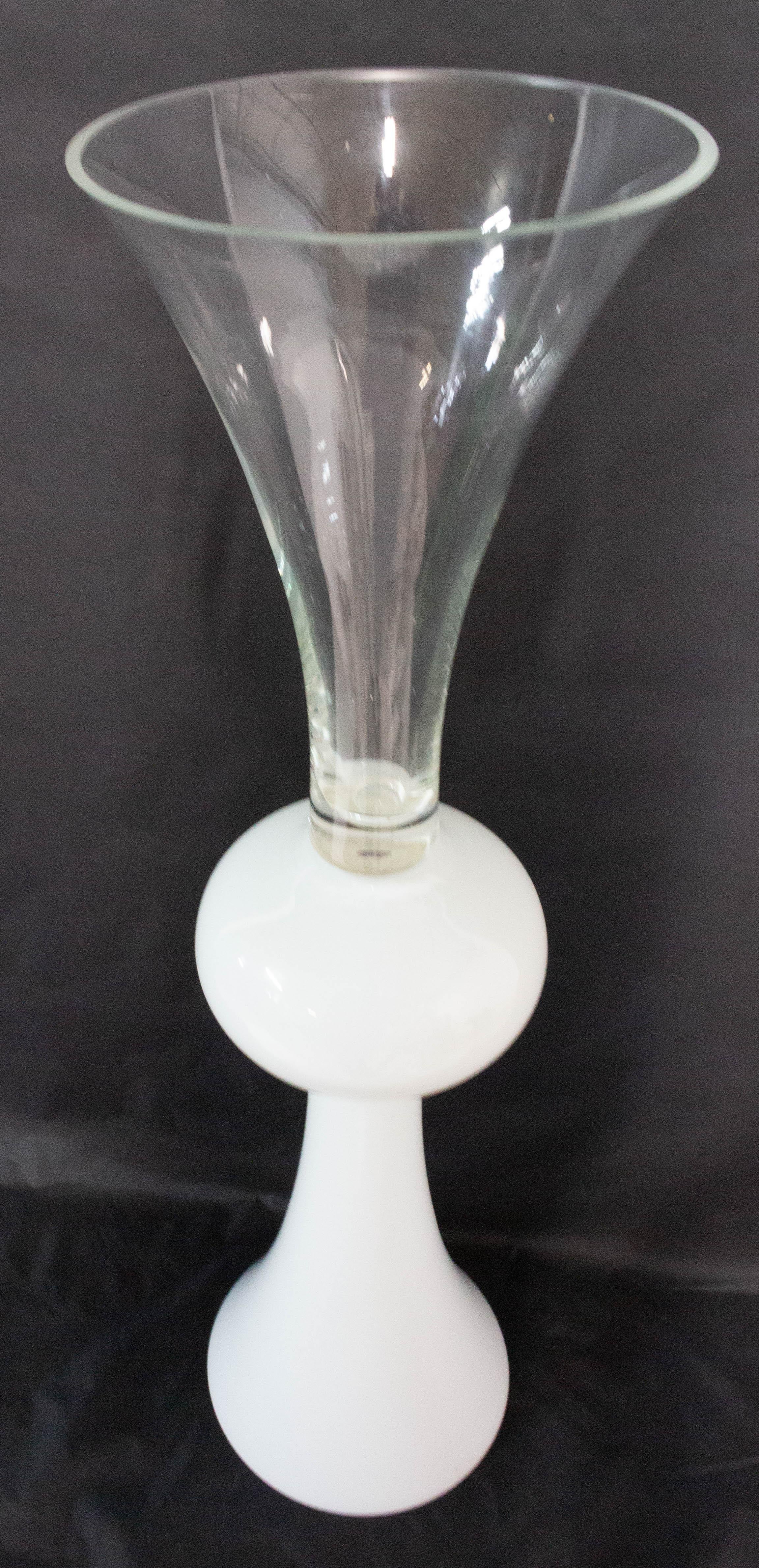 Glass and Opaline Reversible Vase French, 21st Century In Good Condition For Sale In Labrit, Landes