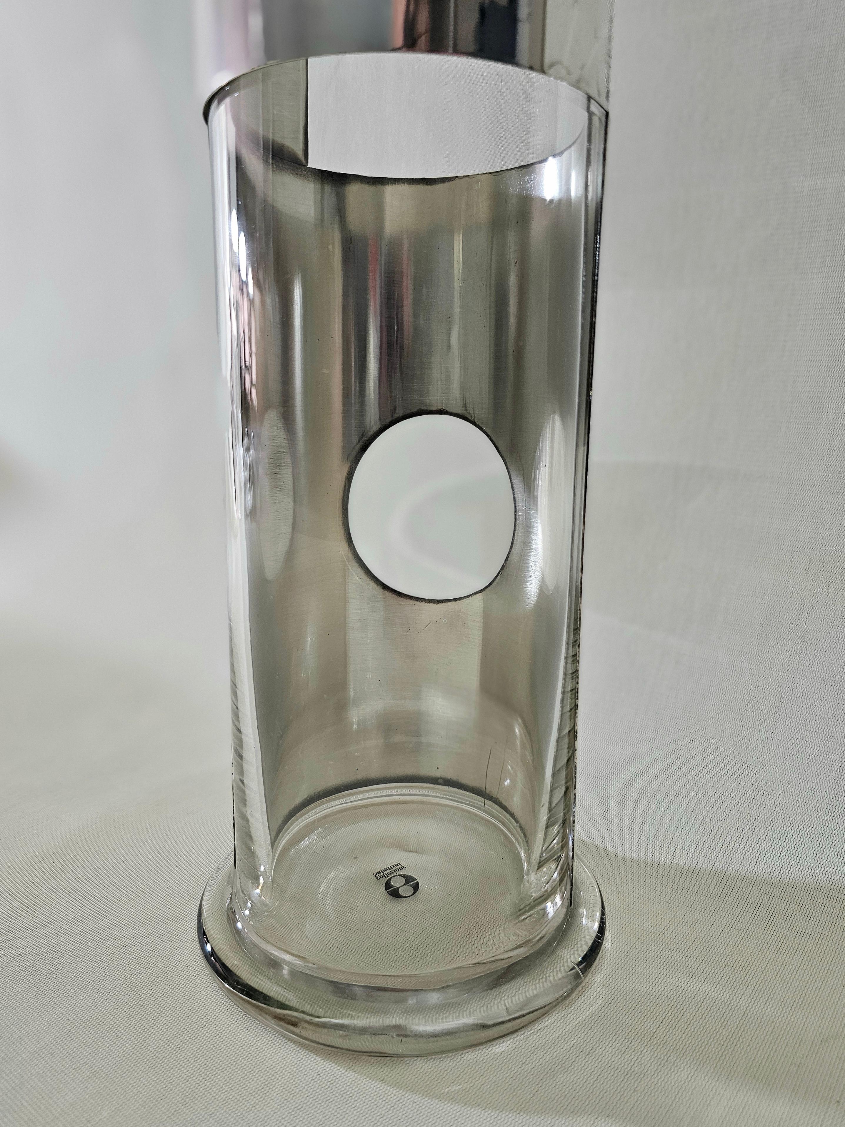Glass and silver metal vase by Lino Sabattini, 1970s Design Italy Midcentury In Good Condition For Sale In Palermo, IT