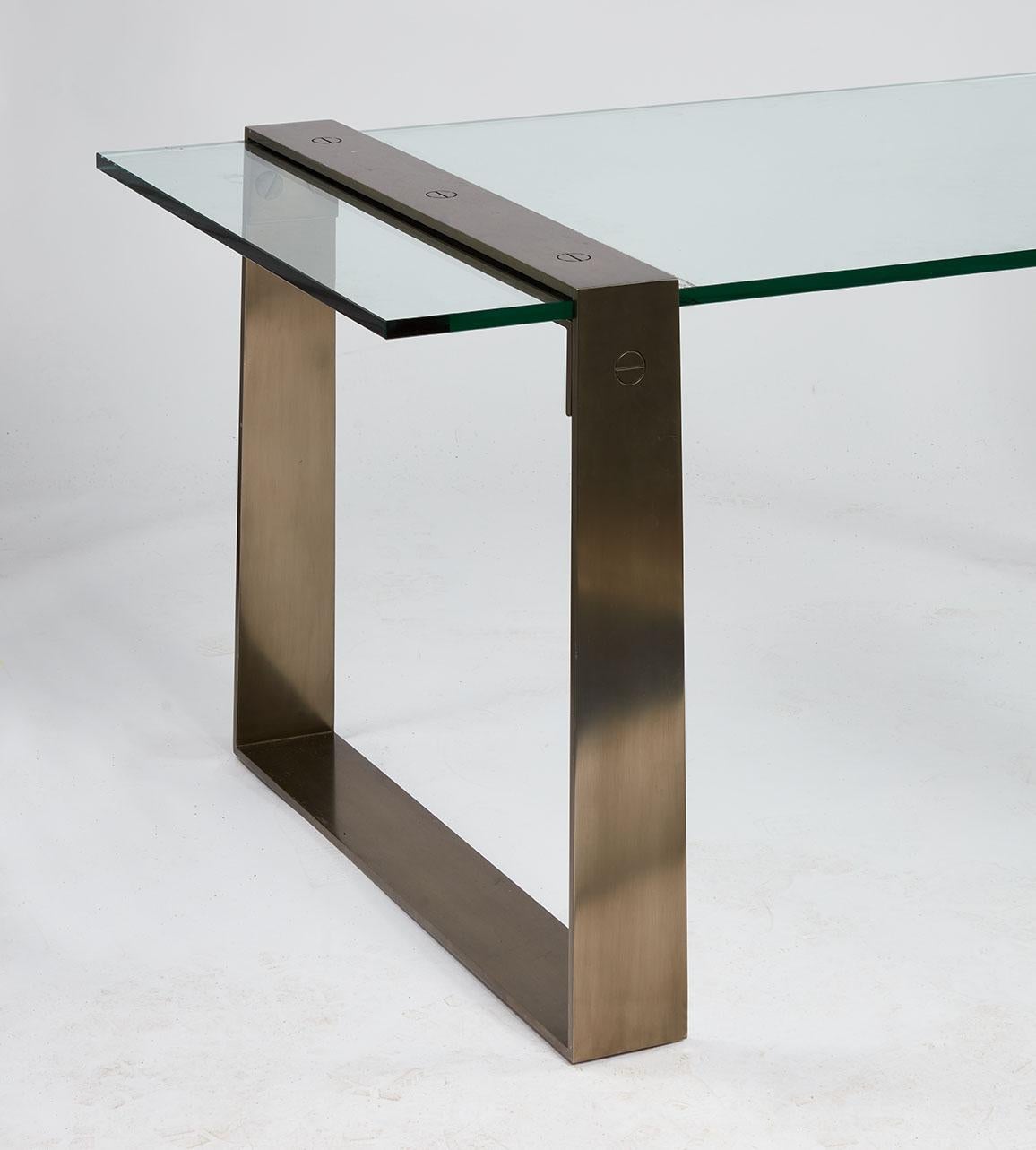 Schreibtisch aus Glas und Stahl von Anthony Cox (Moderne) im Angebot