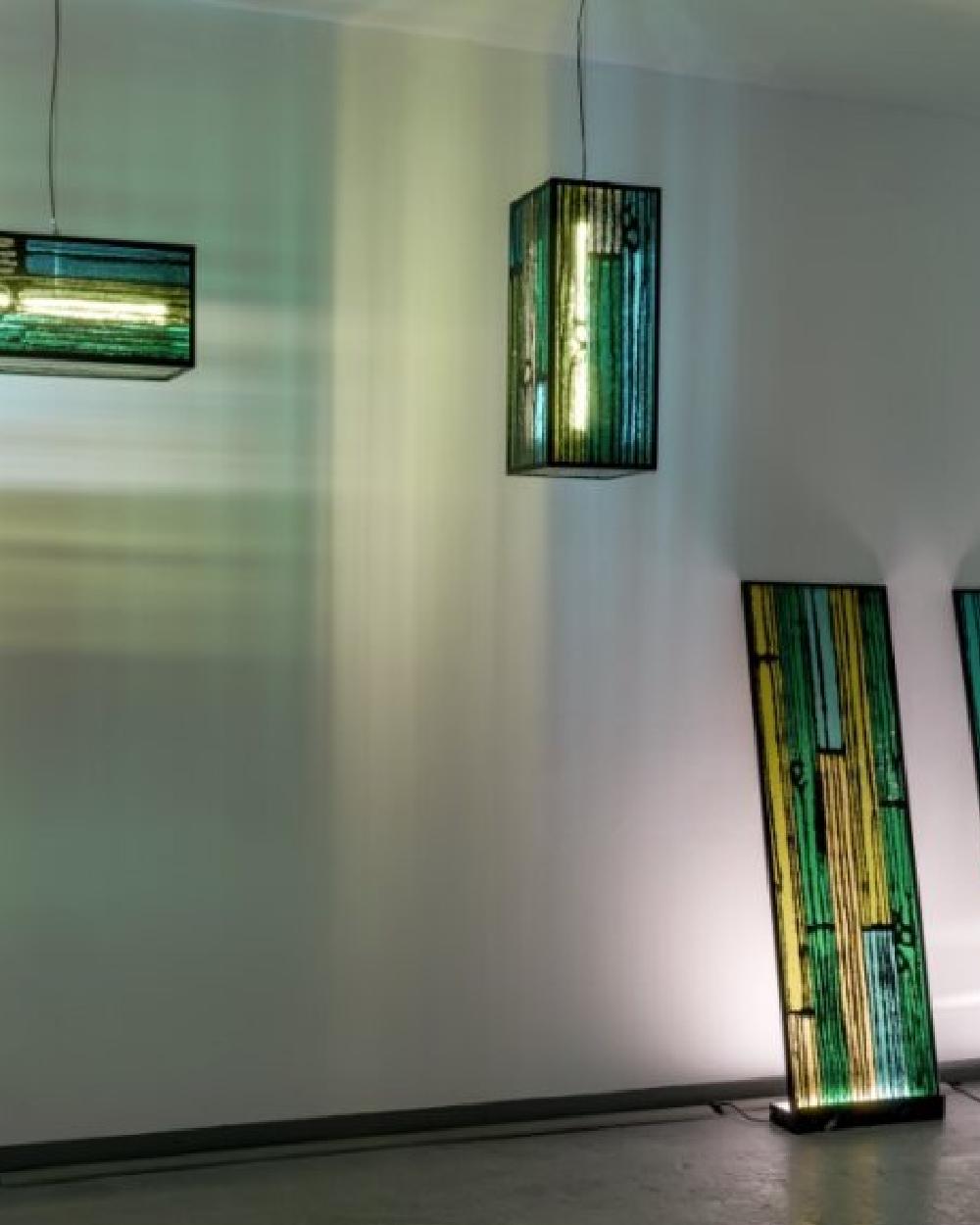 GLASS AND WOOD Horizontal pendant lamp by Richard Woods for Wonderglass In New Condition For Sale In Brooklyn, NY