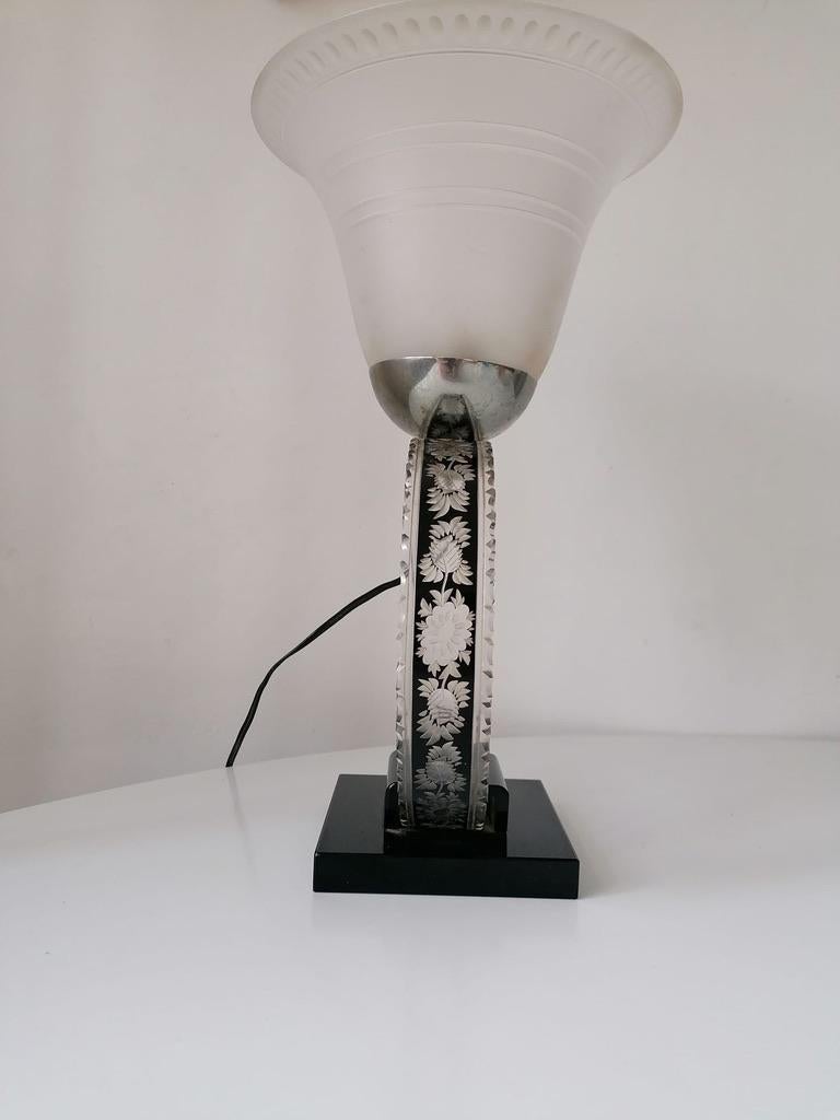 Glasglas-Tischlampe im Art déco-Stil im Angebot 4