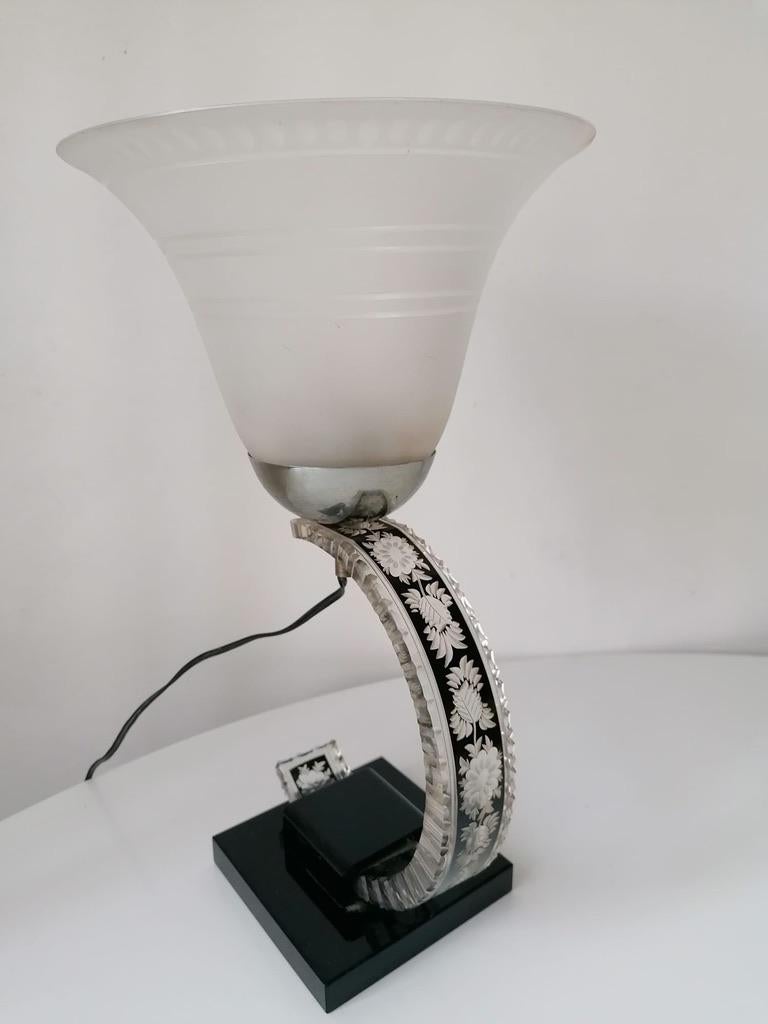 Glasglas-Tischlampe im Art déco-Stil (Mitte des 20. Jahrhunderts) im Angebot