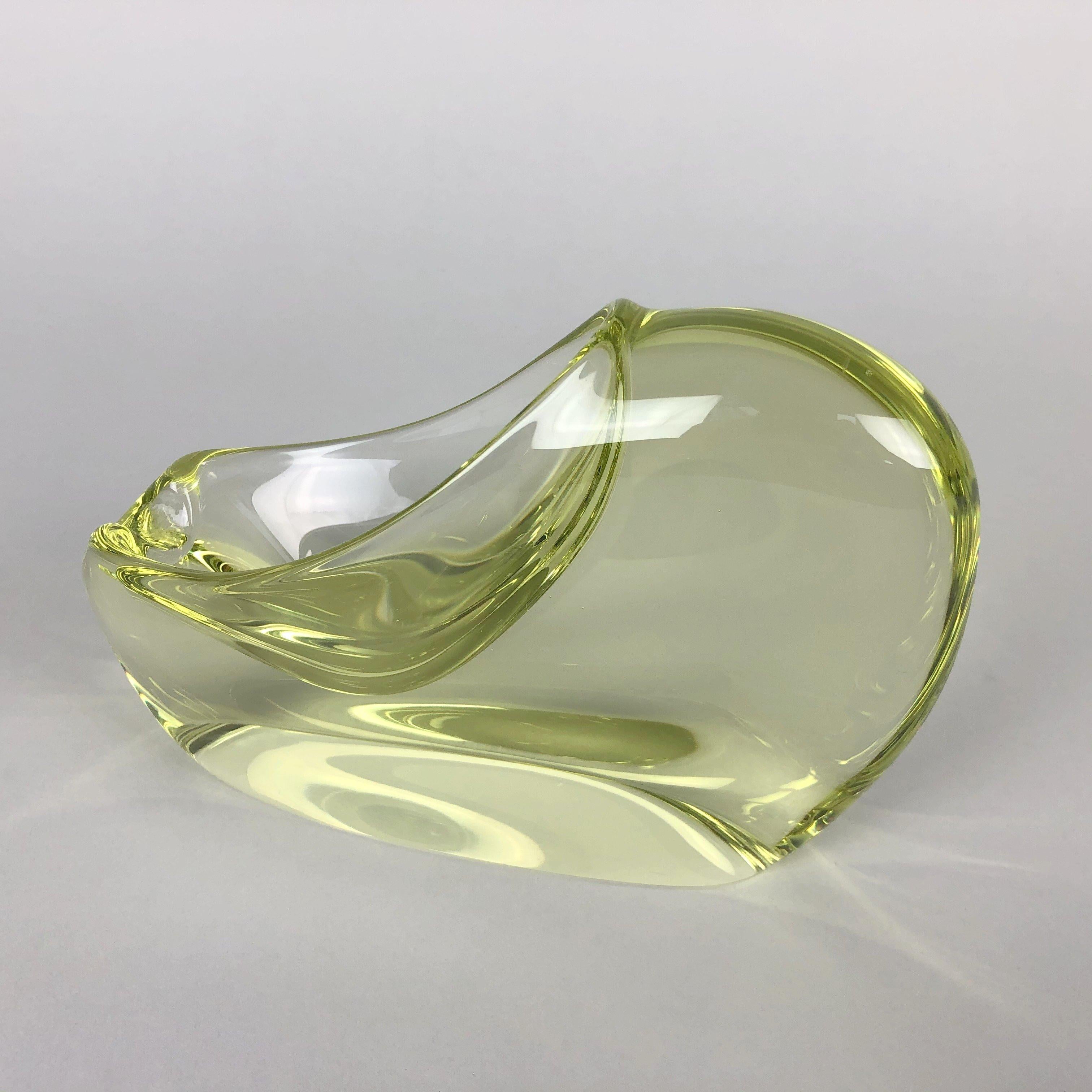 Mid-Century Modern Glass Ashtray by Miloslav Klinger for Zelezny Brod Glassworks, 1960s For Sale