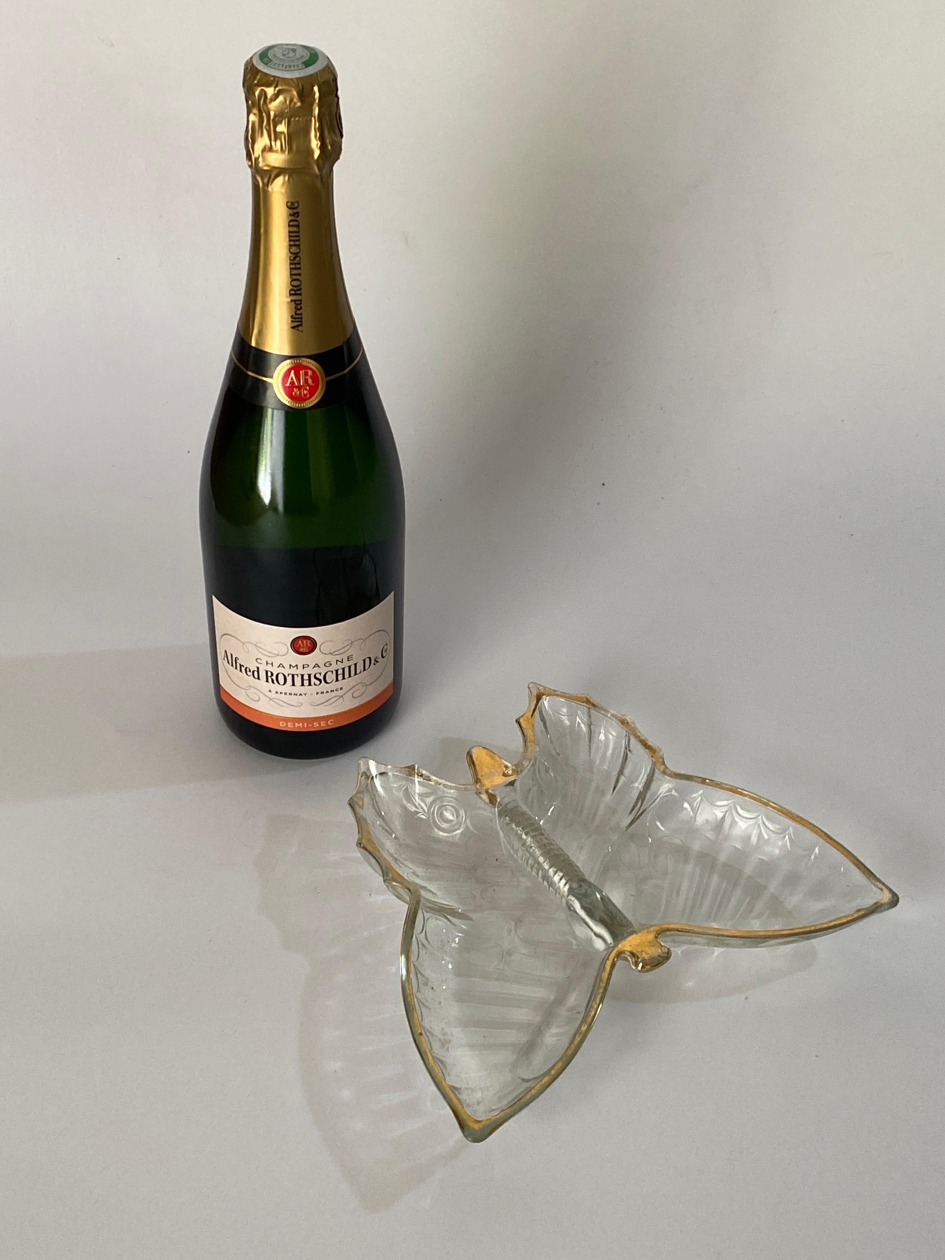 Glass Ashtray or Vide Poche, Butterfly Shape, with a Gilted Decor Pattern For Sale 3