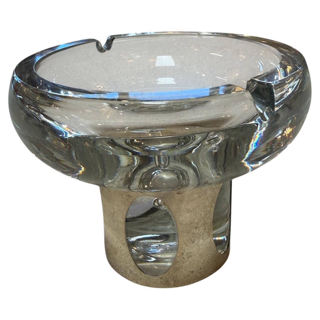 Posacenere in vetro con base in metallo in vendita