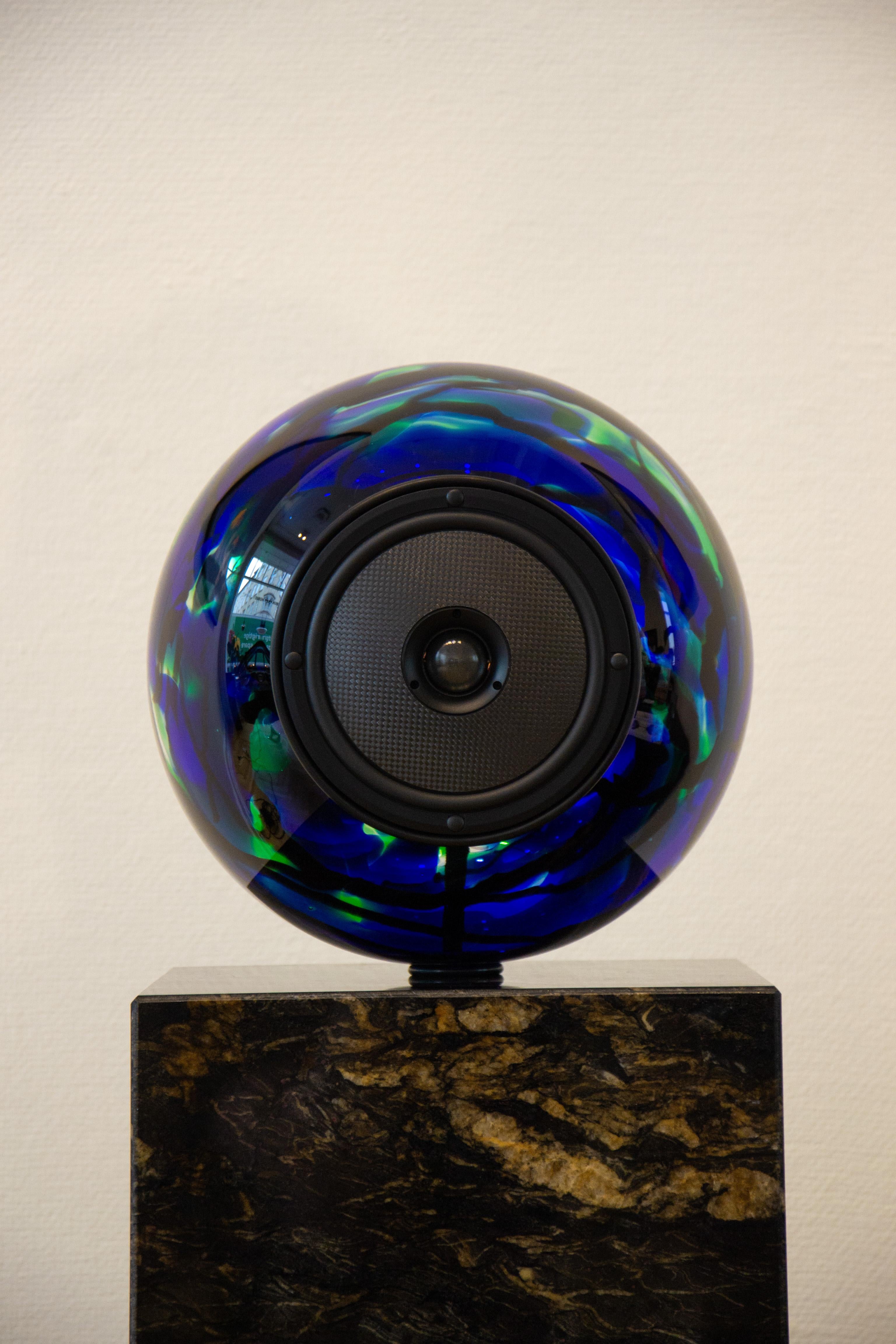 Customizable Glass Ball Full-Range Pedestal Mono Speaker.  In New Condition For Sale In Copenhagen, DK