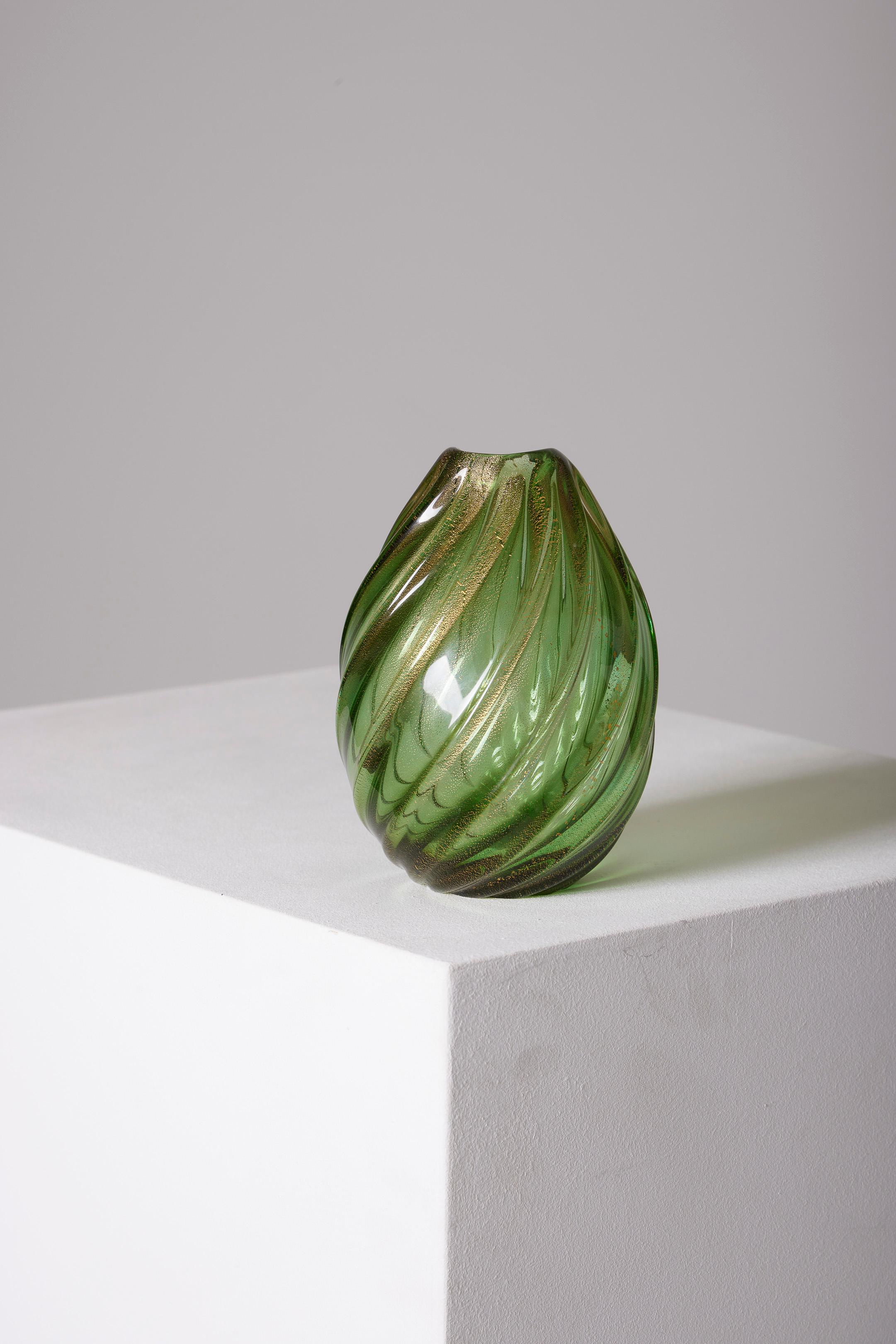 Late 20th Century Glass blown vase from Murano signed by Archimede Seguso