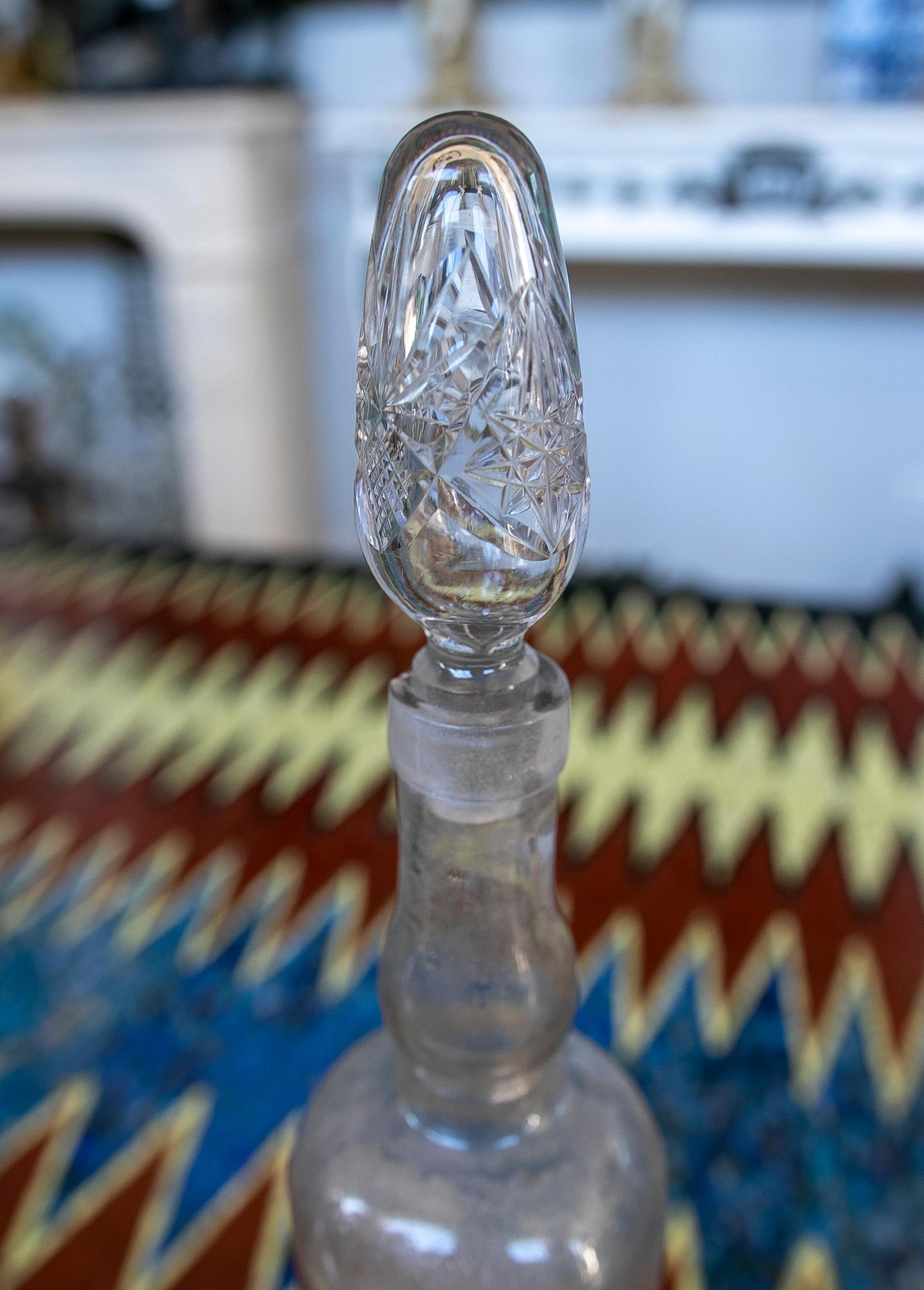 Glass Bottle with Hand-Shaped Base and Translucent and Normal Finishes In Good Condition For Sale In Marbella, ES