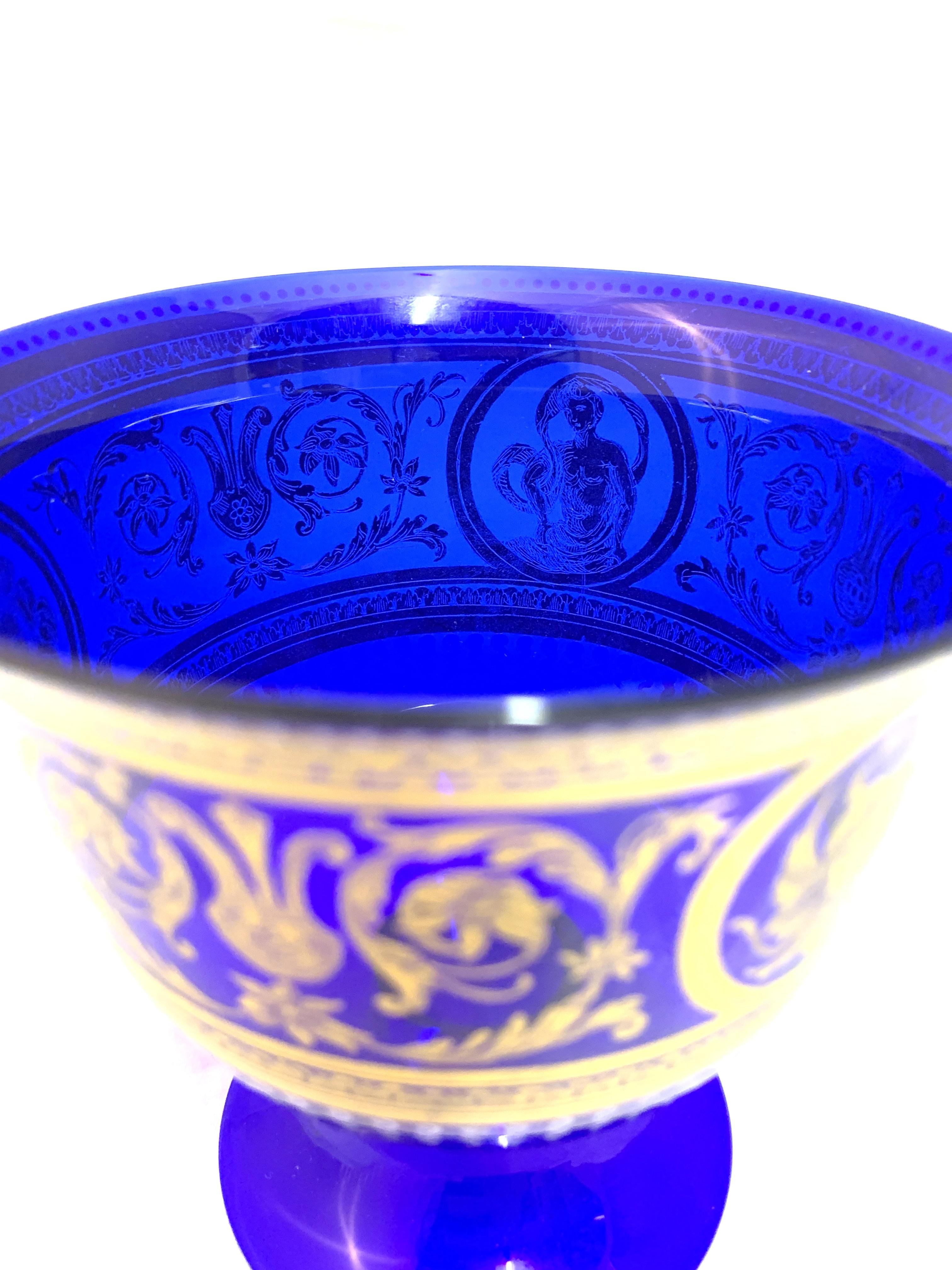 Venetian style glass bowl by Johann Oertel & Co Haida in purple with hand painted and gold-plated details.