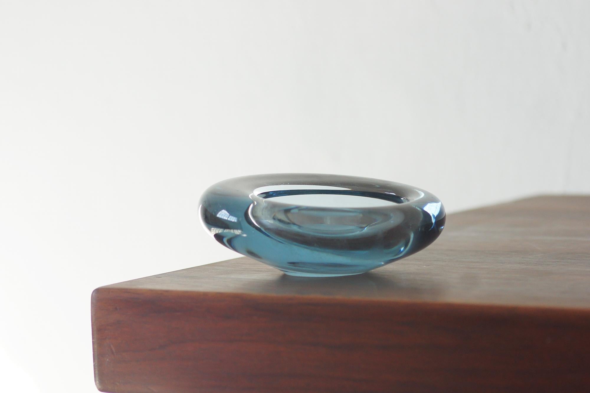 Mid-Century moderno Ciotola in vetro di Per Lütken per Holmegaard, anni '50 in vendita