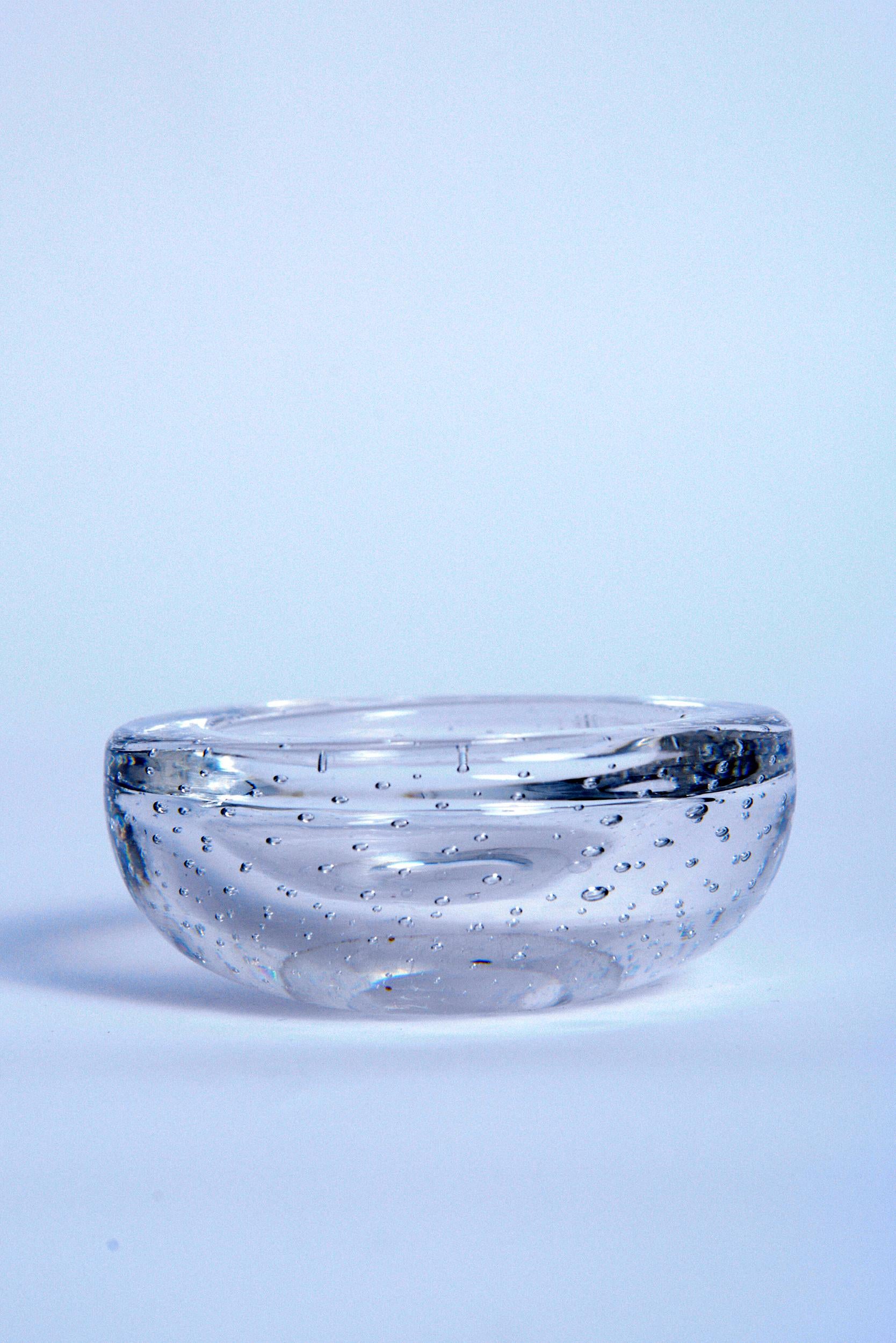 Un bol en verre, par Whitefriars
Angleterre, années 1960
