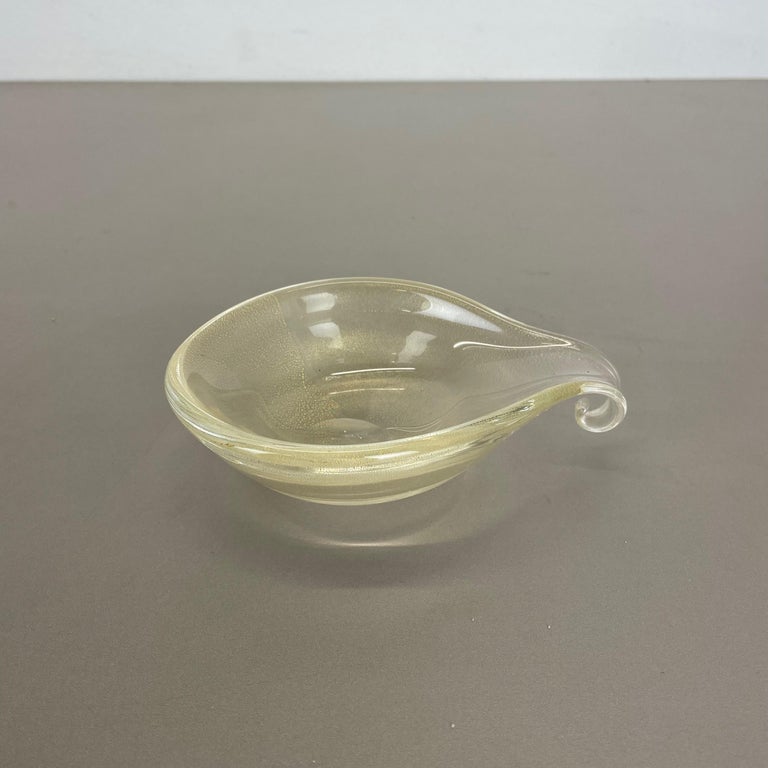Italian Glass Bowl Element Shell Ashtray Murano Bubble by Barovier and Toso, Italy 1970s For Sale