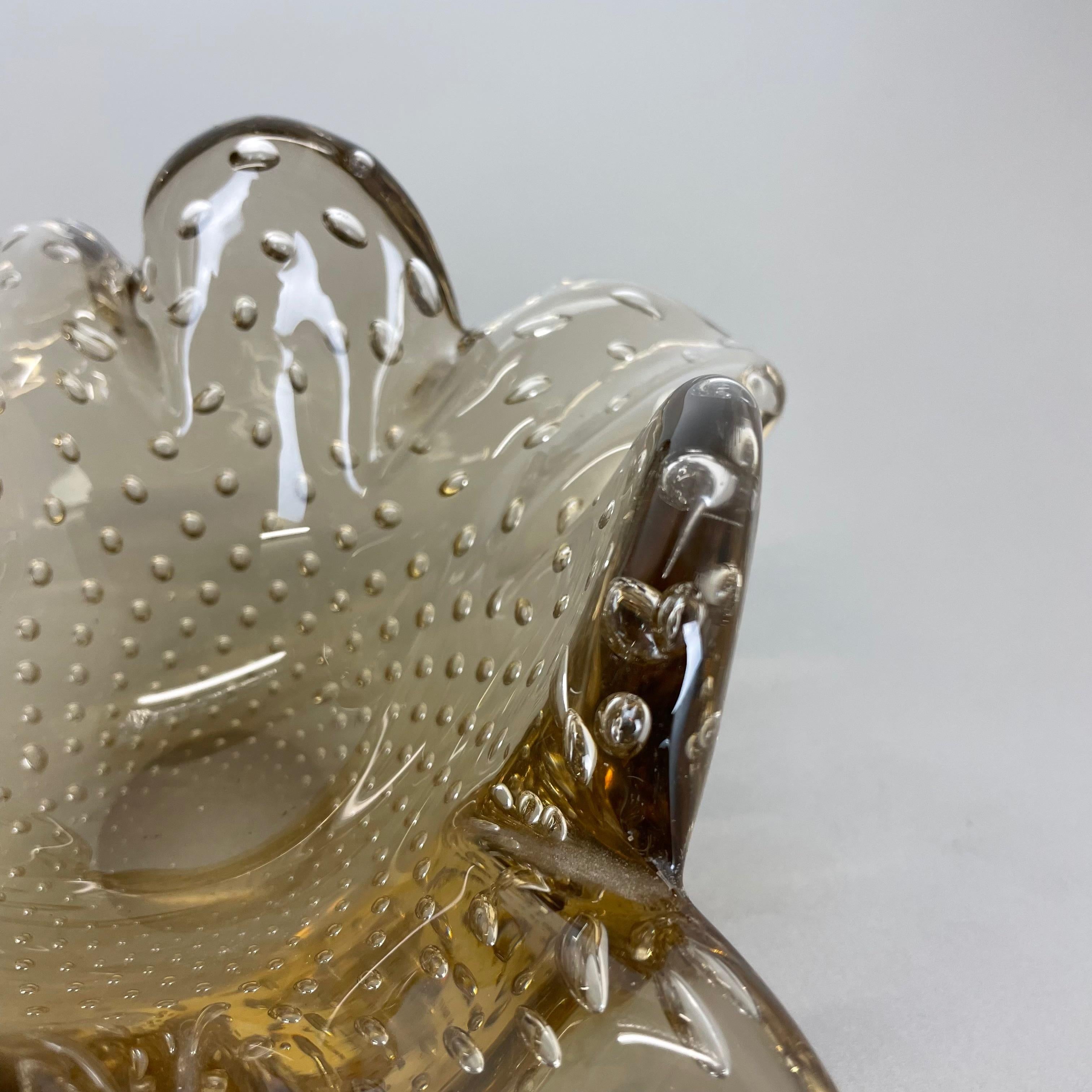 Glass Bowl Element Shell Ashtray Murano Bubble by Barovier and Toso, Italy 1970s For Sale 2