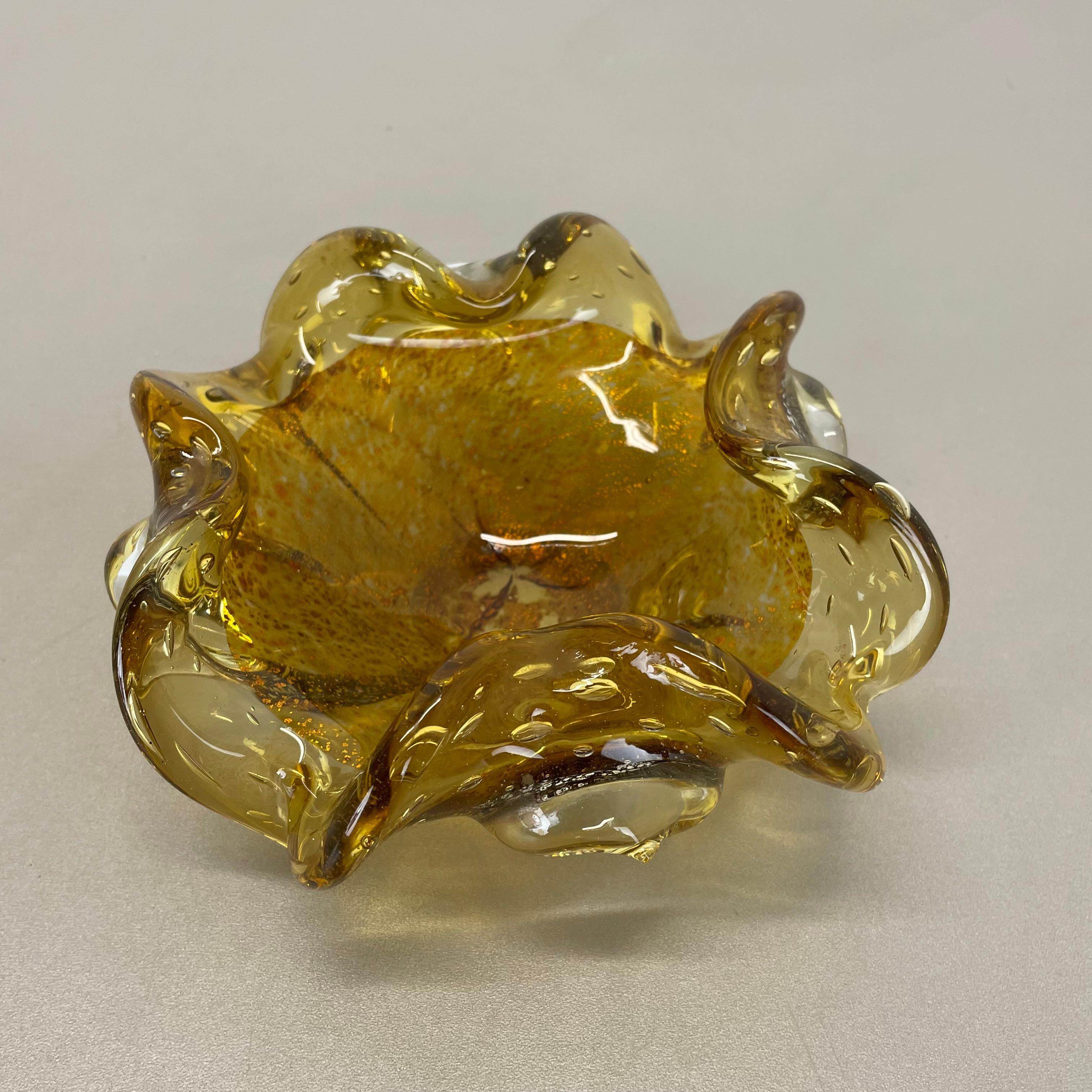 Glass Bowl Element Shell Ashtray Murano Gold Dust Barovier and Toso, Italy 1970s For Sale 7
