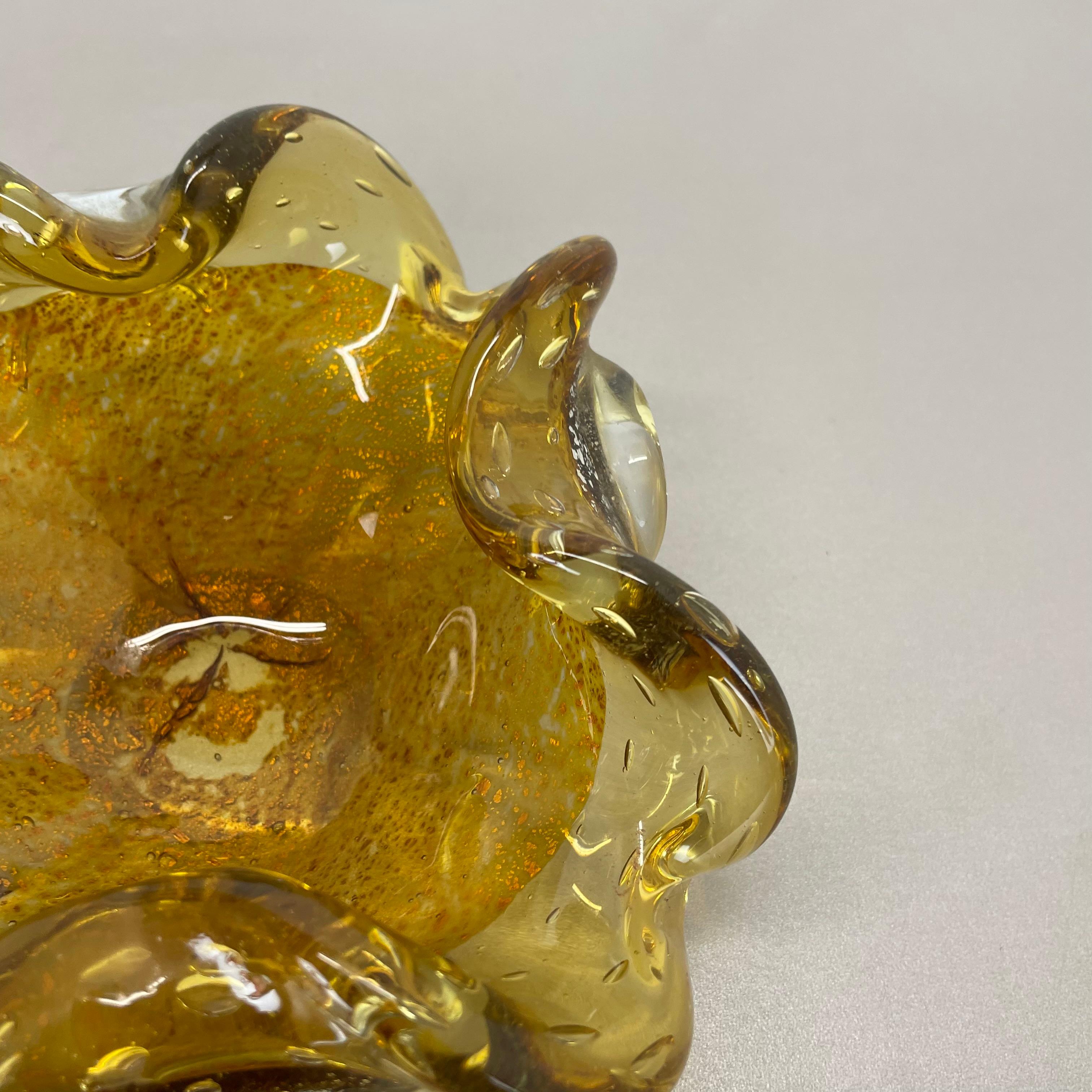 Glass Bowl Element Shell Ashtray Murano Gold Dust Barovier and Toso, Italy 1970s For Sale 8