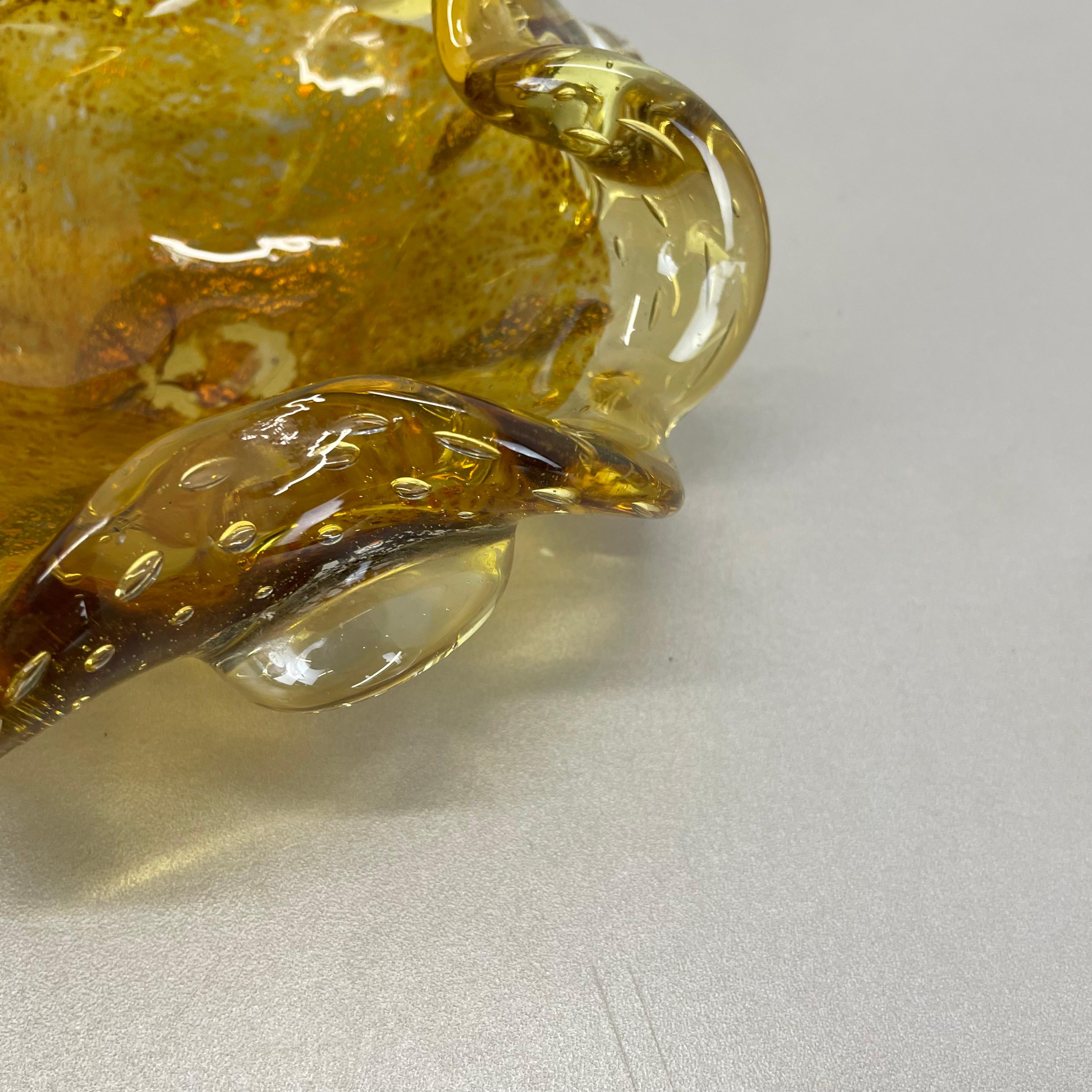 Murano Glass Glass Bowl Element Shell Ashtray Murano Gold Dust Barovier and Toso, Italy 1970s For Sale