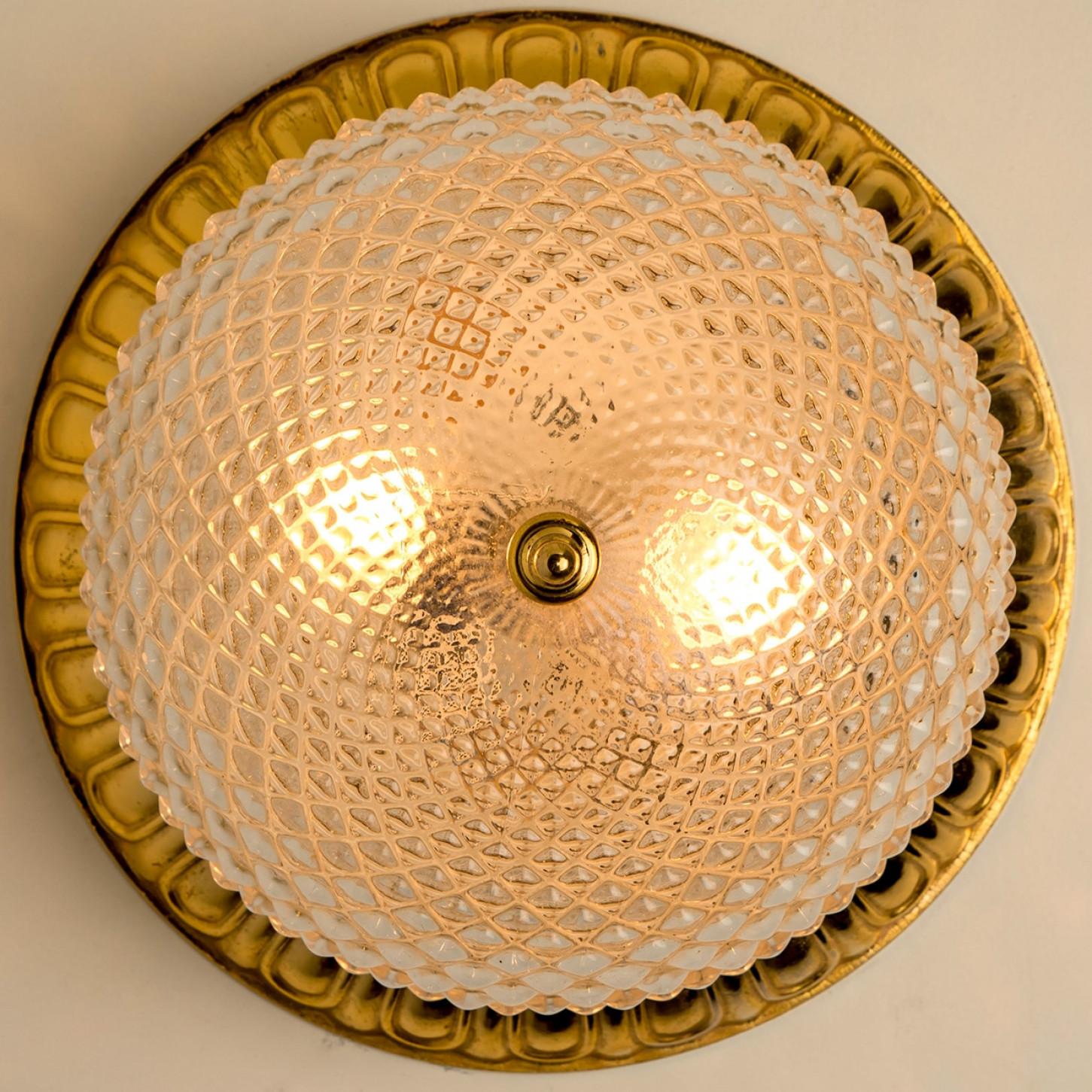 Glasschale mit Einbaubeleuchtung Limburg Glashutte, Deutschland, 1960er Jahre im Zustand „Gut“ im Angebot in Rijssen, NL