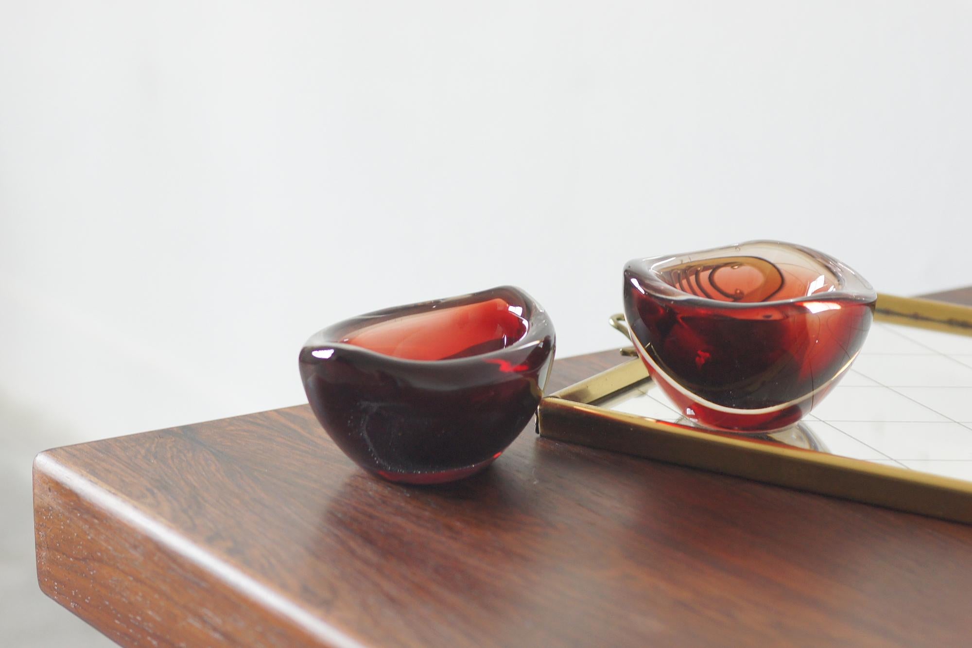 Mid-Century moderno Ciotola in vetro Selena di Sven Palmqvist per Orrefors, 1950, Set di 2 in vendita