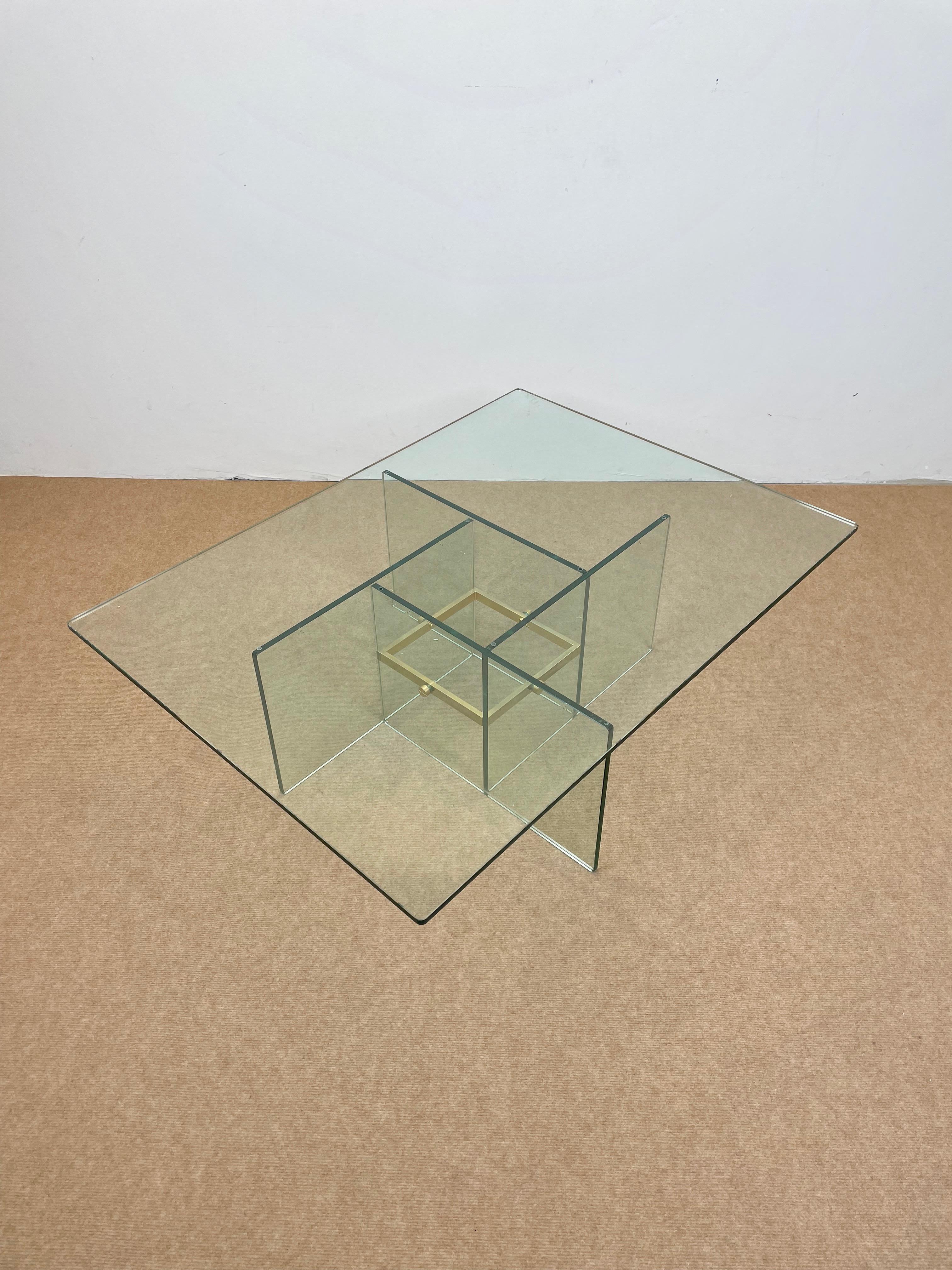 Glass & Brass Coffee Table Attributed to Fontana Arte, Italy, 1970s For Sale 1