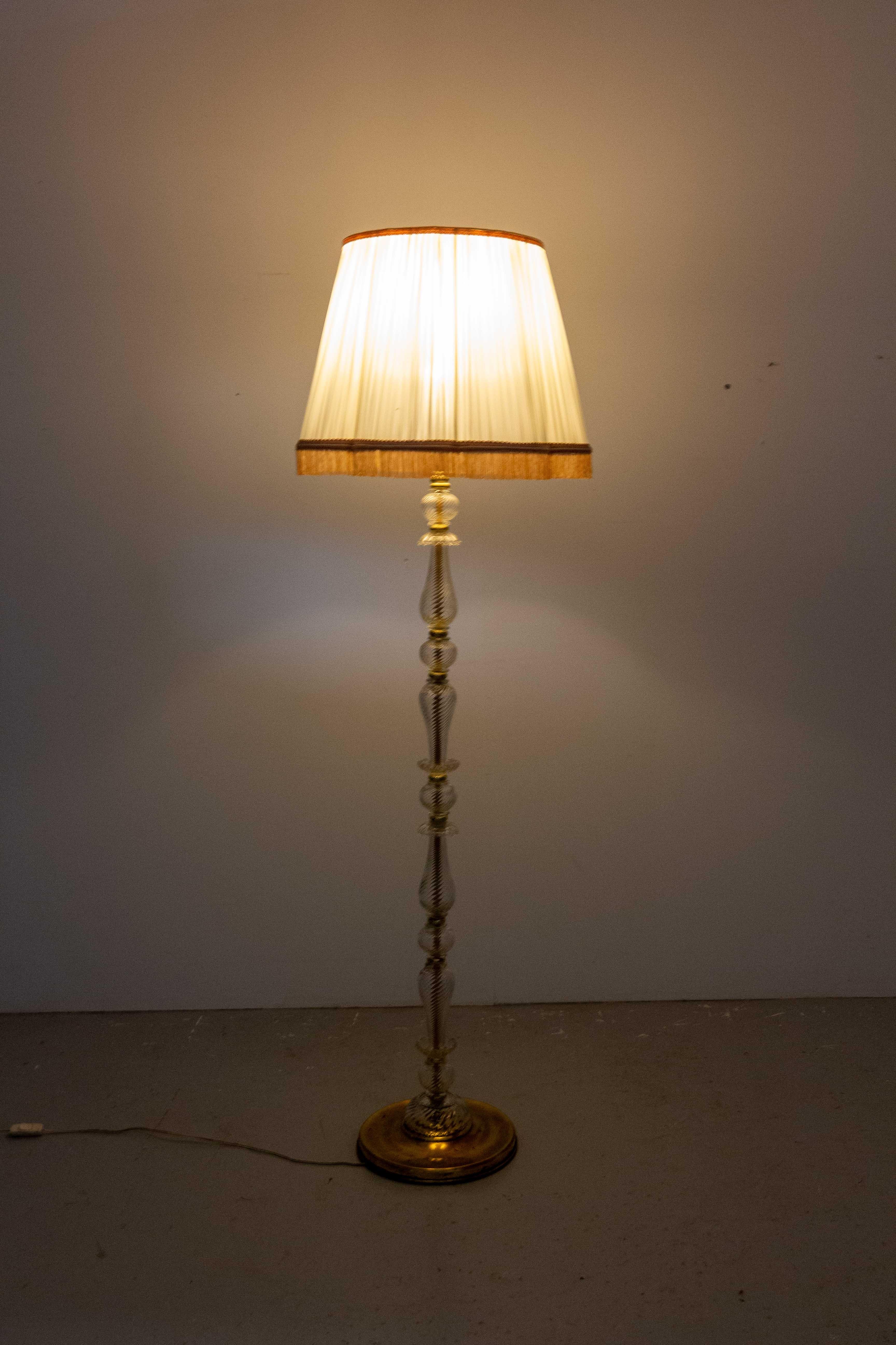 Glass & Brass Floor Lamp in the Murano Style Light Lantern, French, circa 1960 For Sale 4