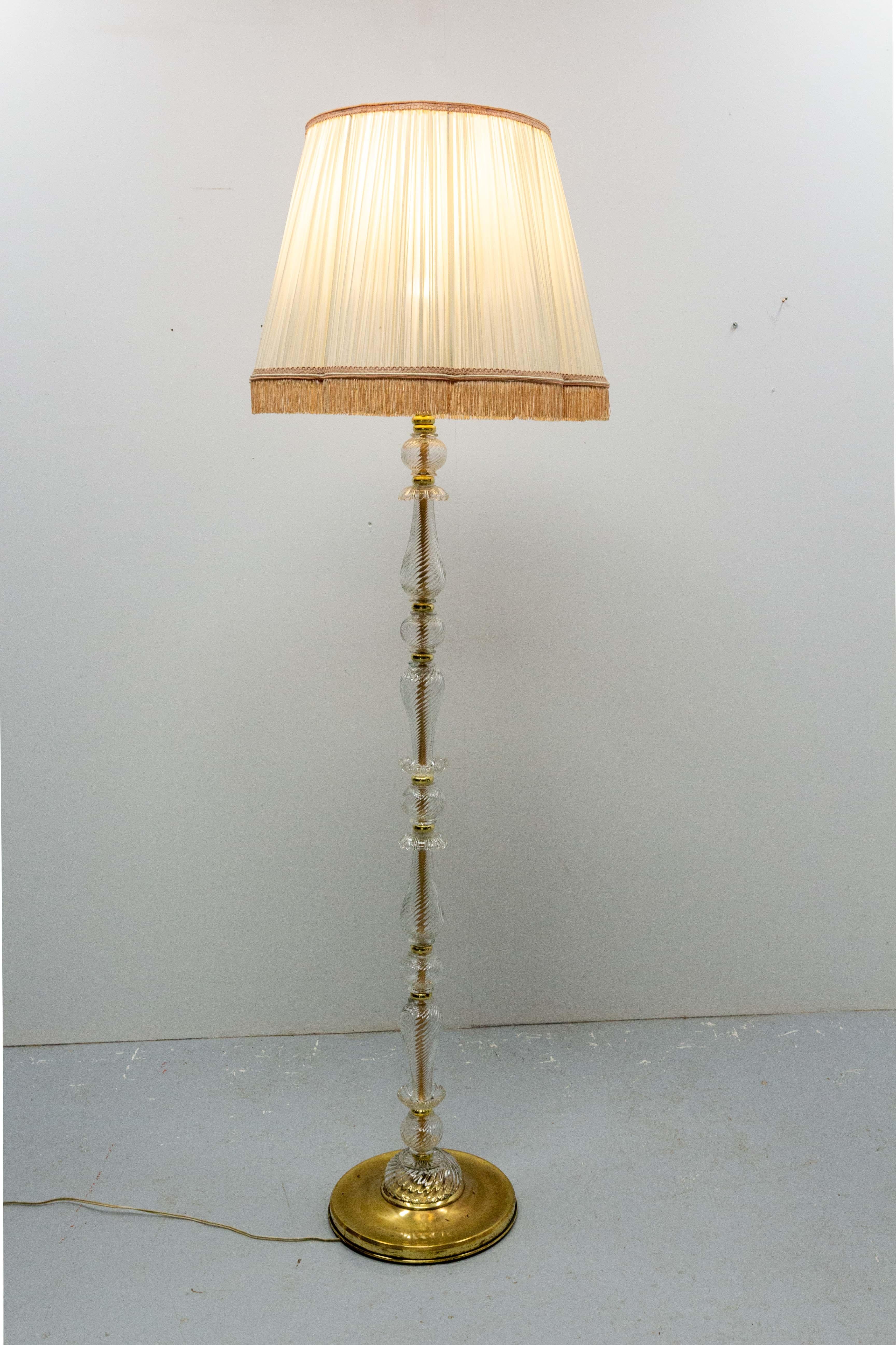Glass & Brass Floor Lamp in the Murano Style Light Lantern, French, circa 1960 For Sale 2