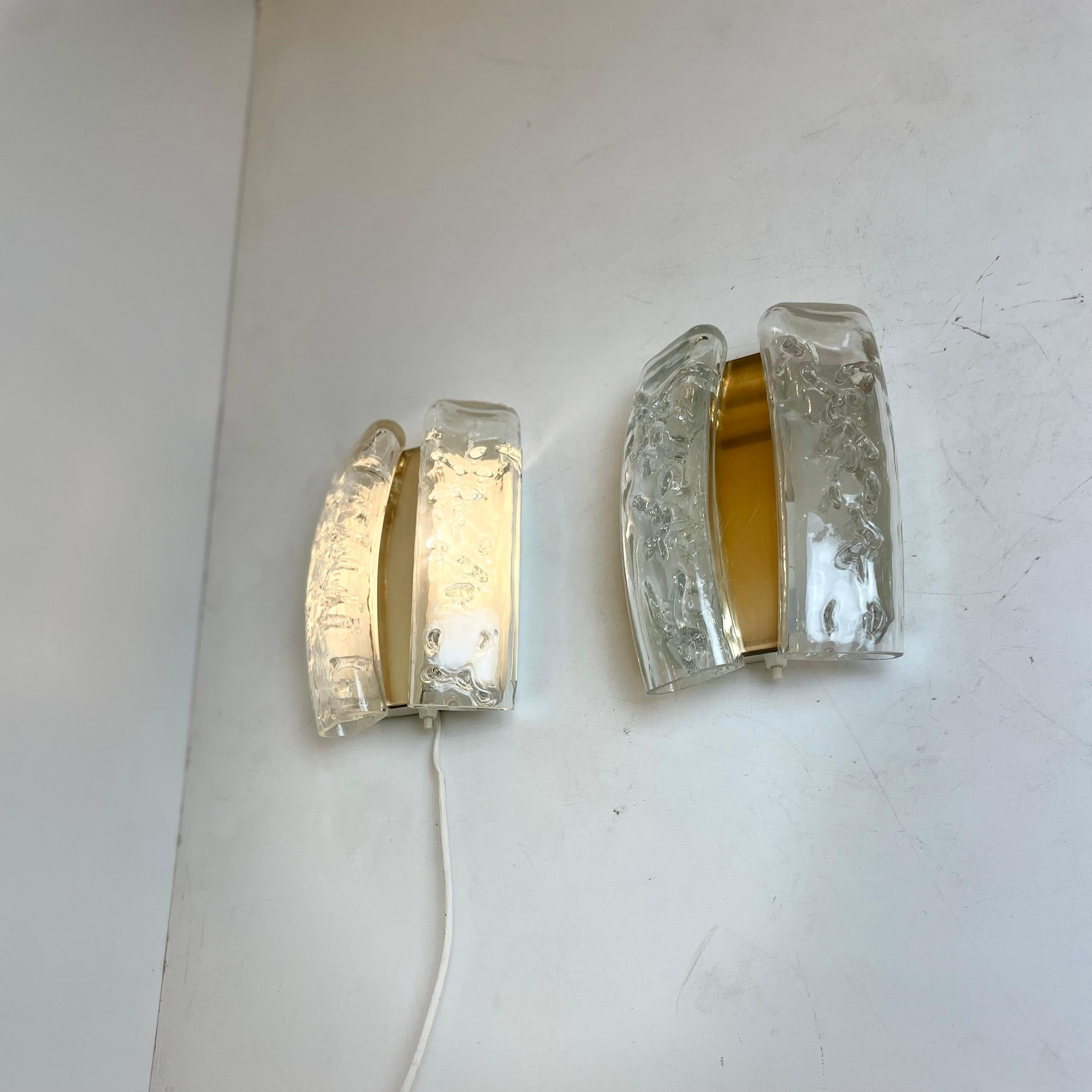 Glass & Brass Sconces by Doria, 1960s en Bueno estado para la venta en Brussel, BE