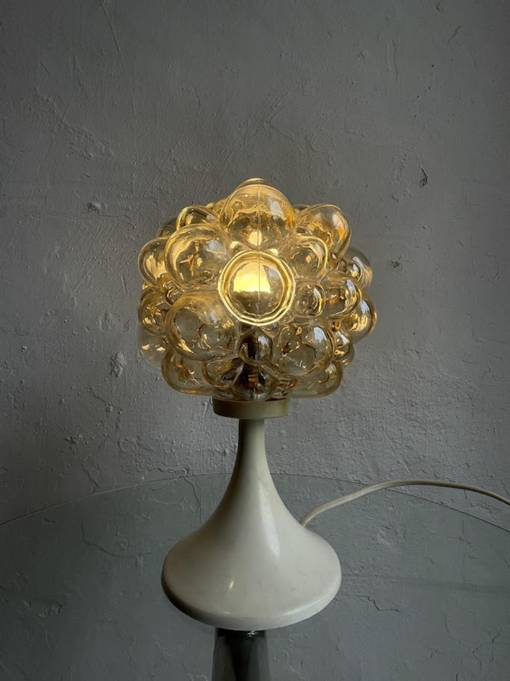 Lámpara de sobremesa Bubble de Helena Tynell para Limburg, Alemania, 1960-1970 en venta 1