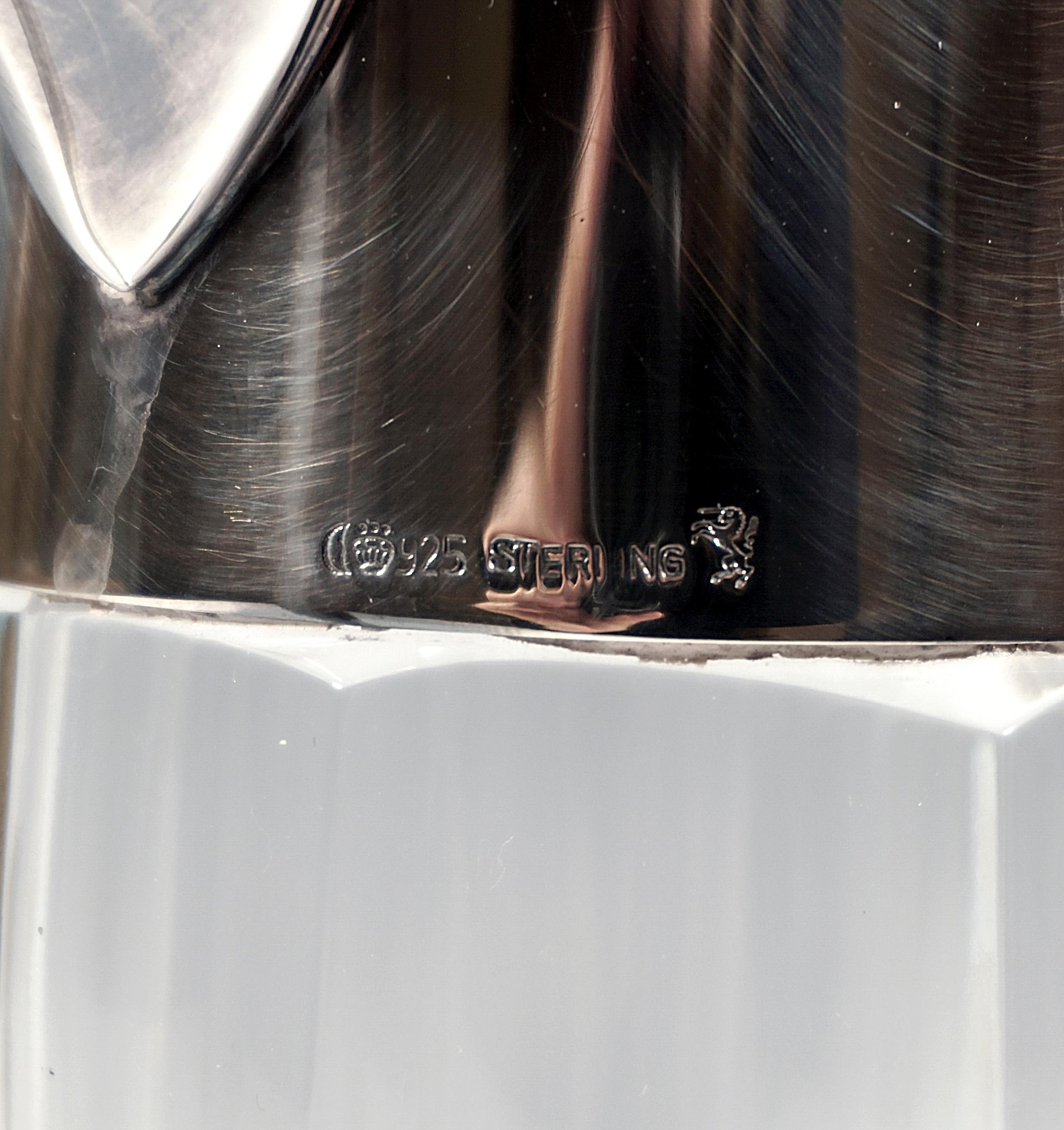Glaskaraffe mit Silbermontierung, Gebrüder Kühn, Deutschland Anfang 20. im Zustand „Gut“ im Angebot in Vienna, AT