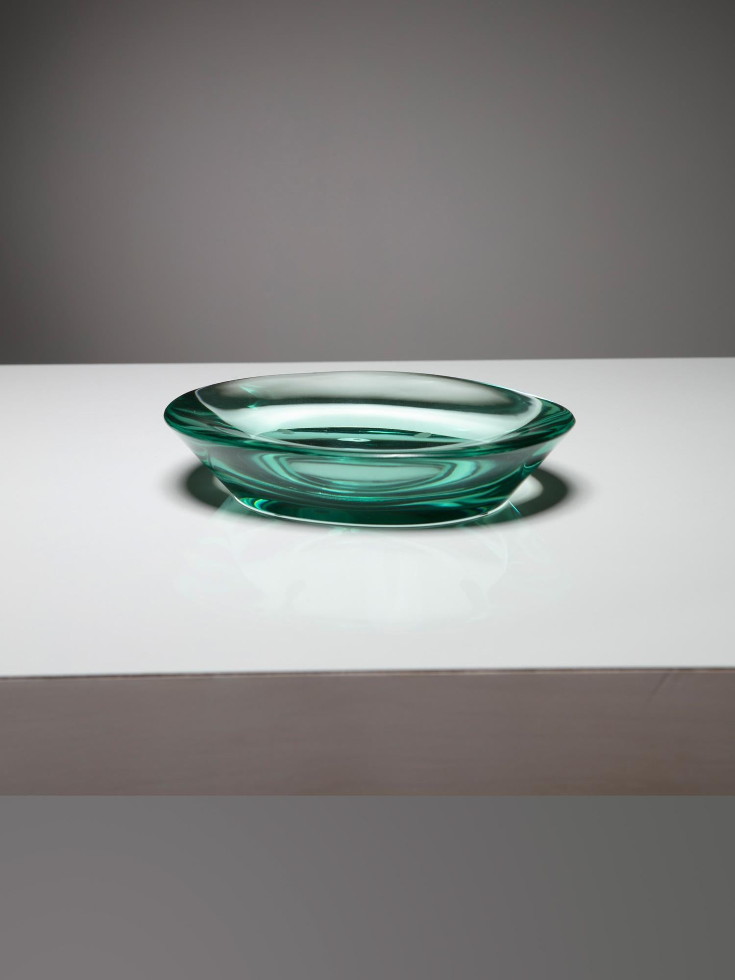Italian Eye-catchy Thick Glass Centerpiece by Fontana Arte, Italy, 1960s For Sale