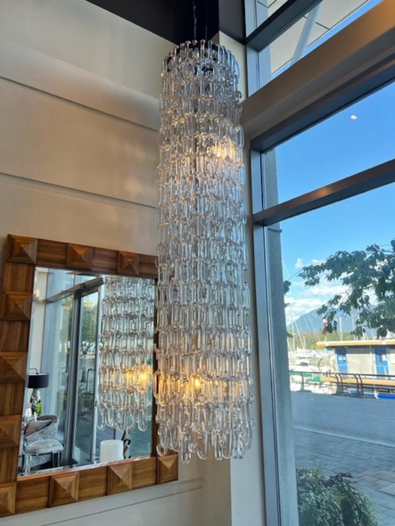 Glas-Kettenglied-Hängelampe mit vier Glühbirnenfassungen