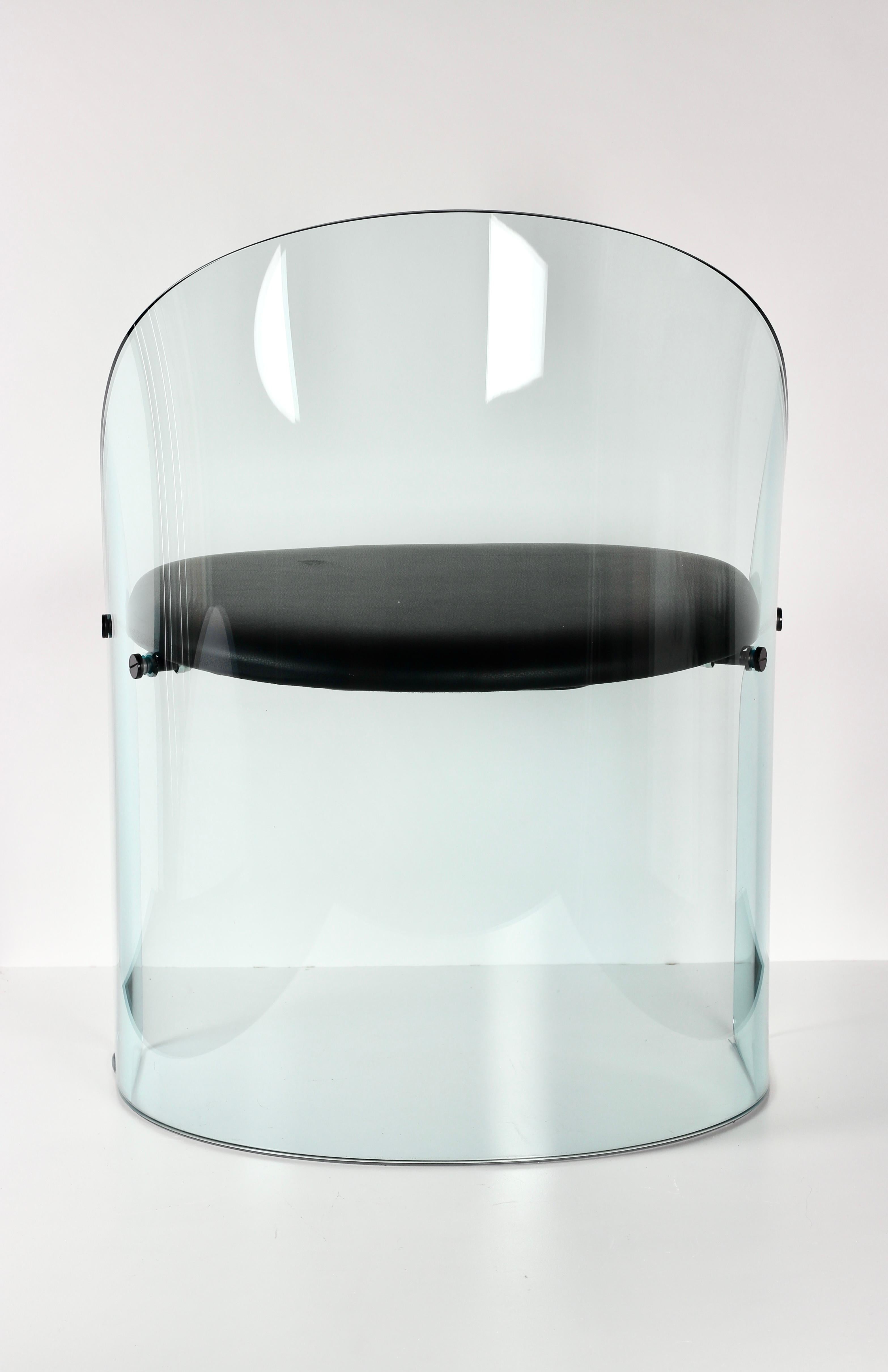 Glass chair in the Manner of Louis Dierra For Sale 1