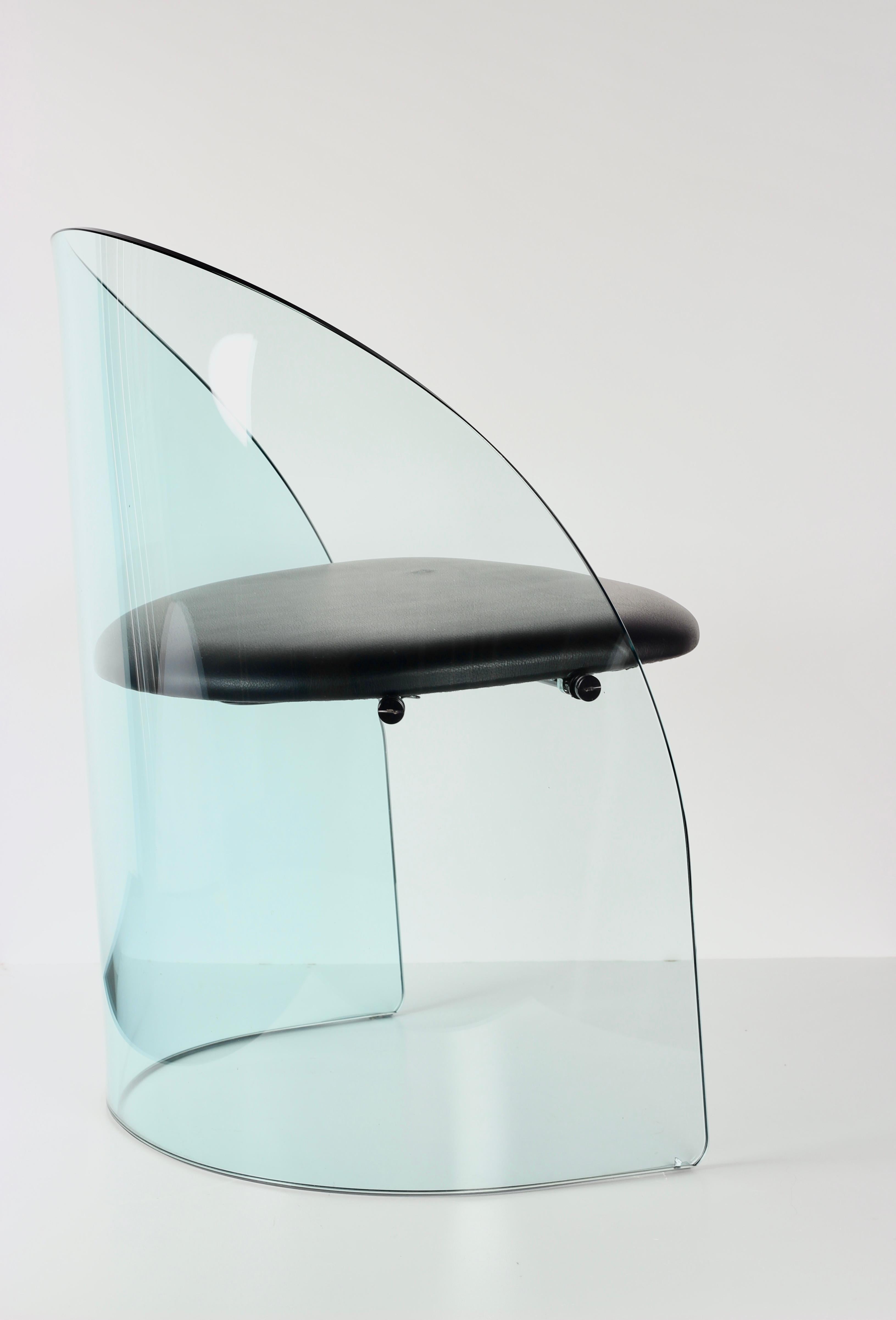Glass chair in the Manner of Louis Dierra For Sale 2