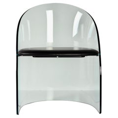 Silla de cristal a la manera de Louis Dierra