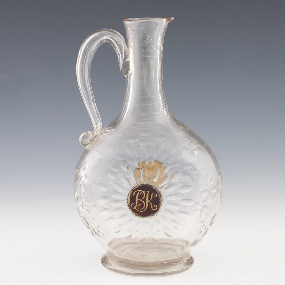 Claret-Krug aus Glas mit Zwischengoldglas-Medaillons aus Glas – um 1775 (Britisch) im Angebot
