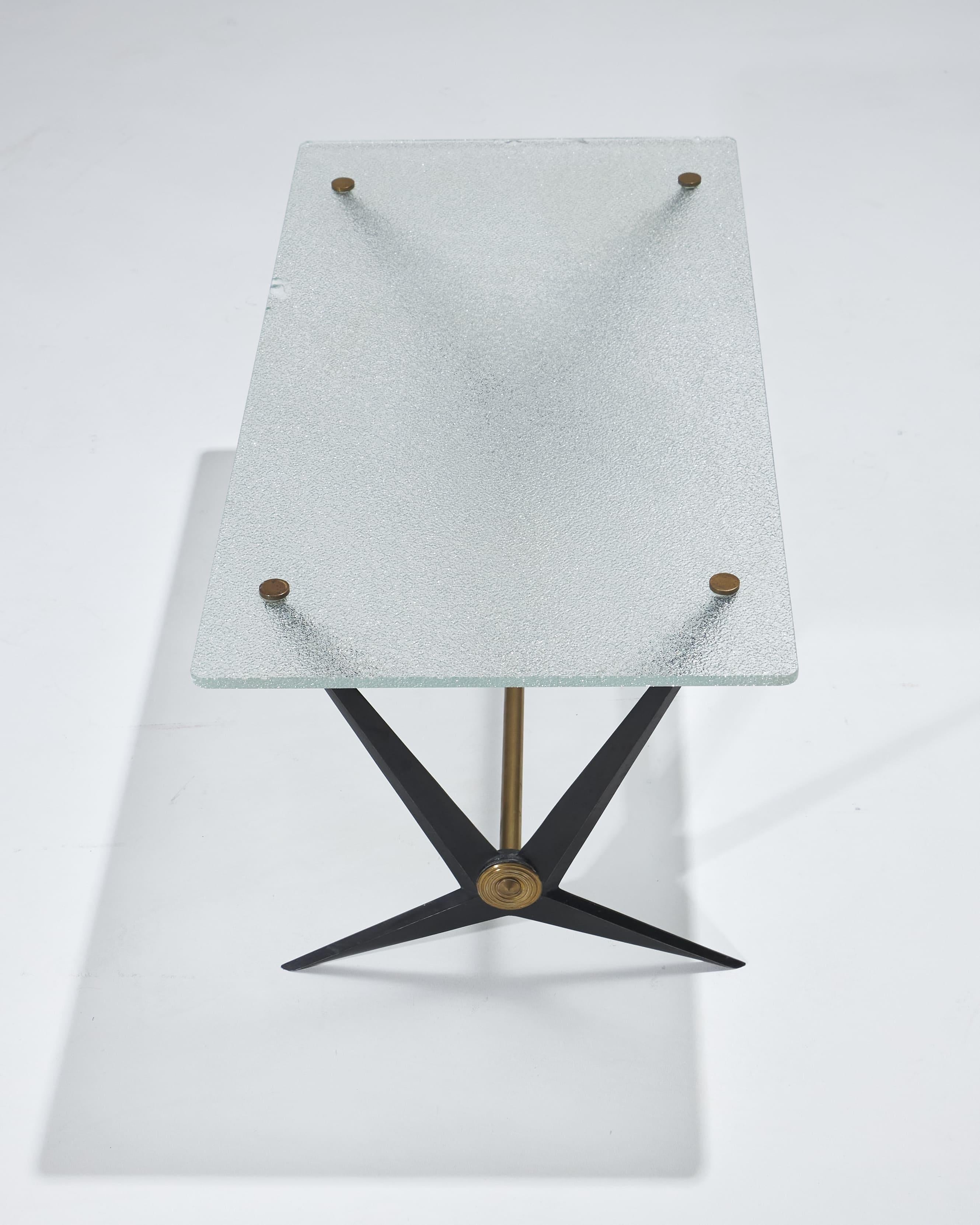 Couchtisch aus Glasglas von Angelo Ostuni, 1950er Jahre (Metall) im Angebot