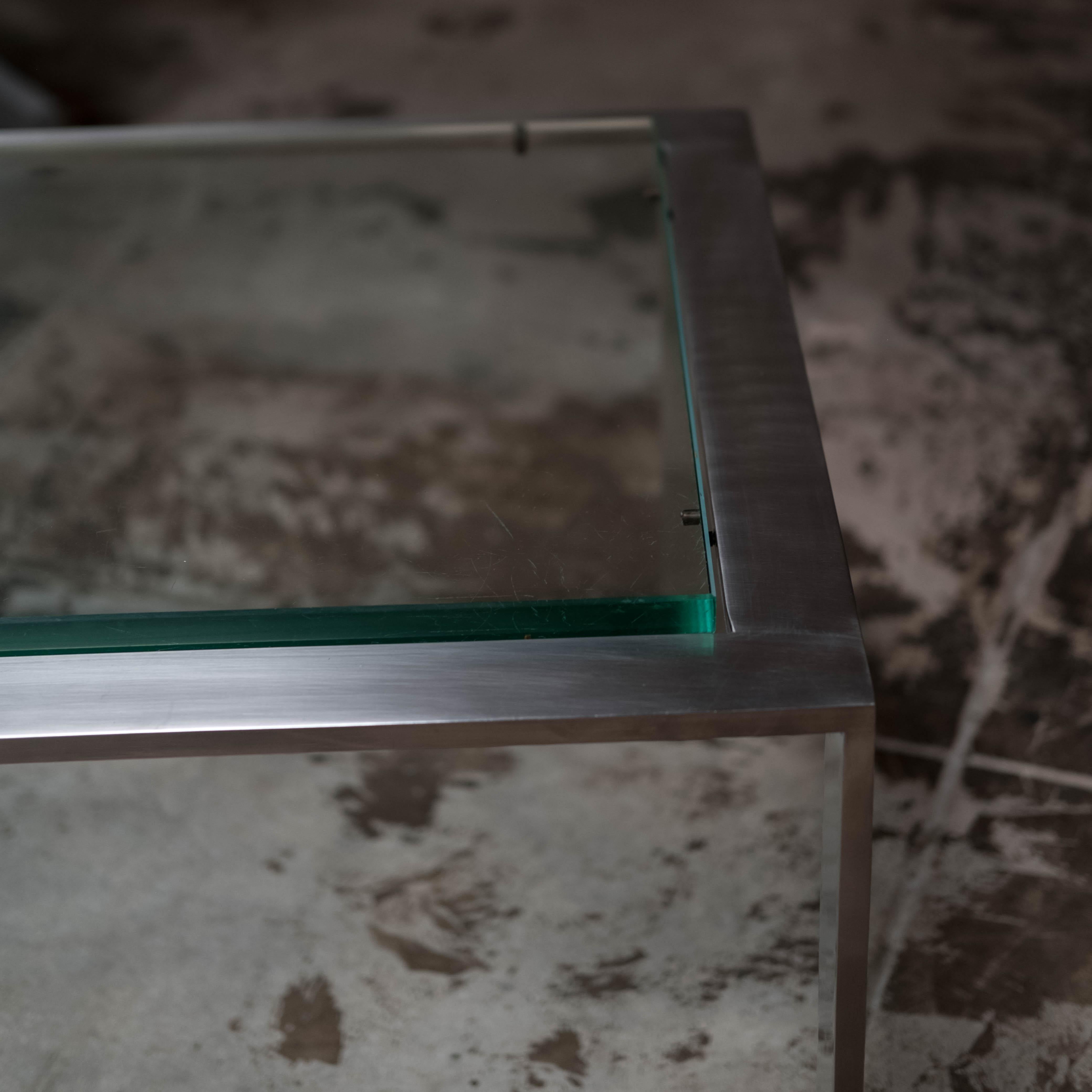 Table basse en verre dans le style de Jacques Adnet Bon état - En vente à Los Angeles, CA