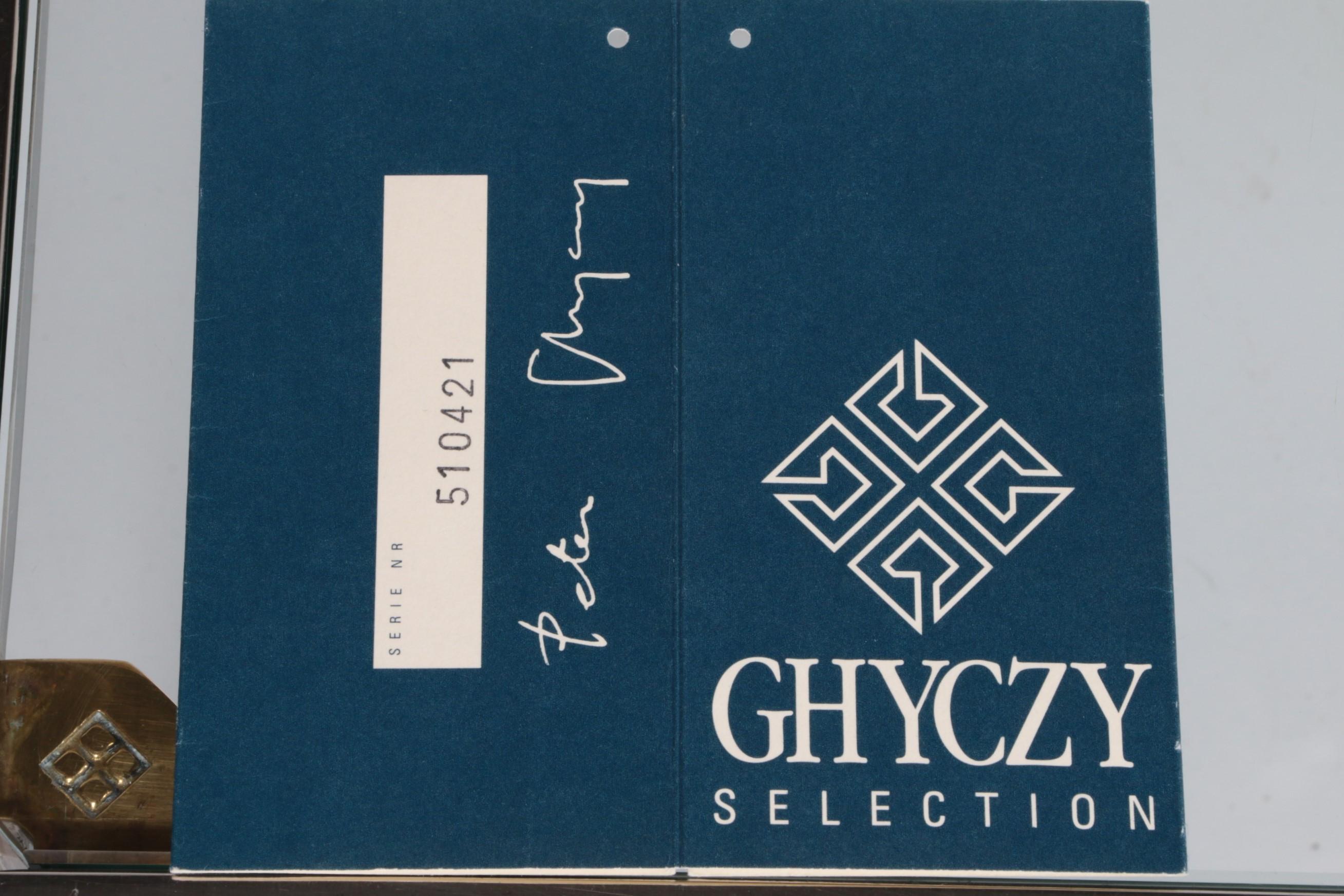 20ième siècle Table basse Peter Ghyczy modèle T28 d en inox avec laiton, 1986 en vente