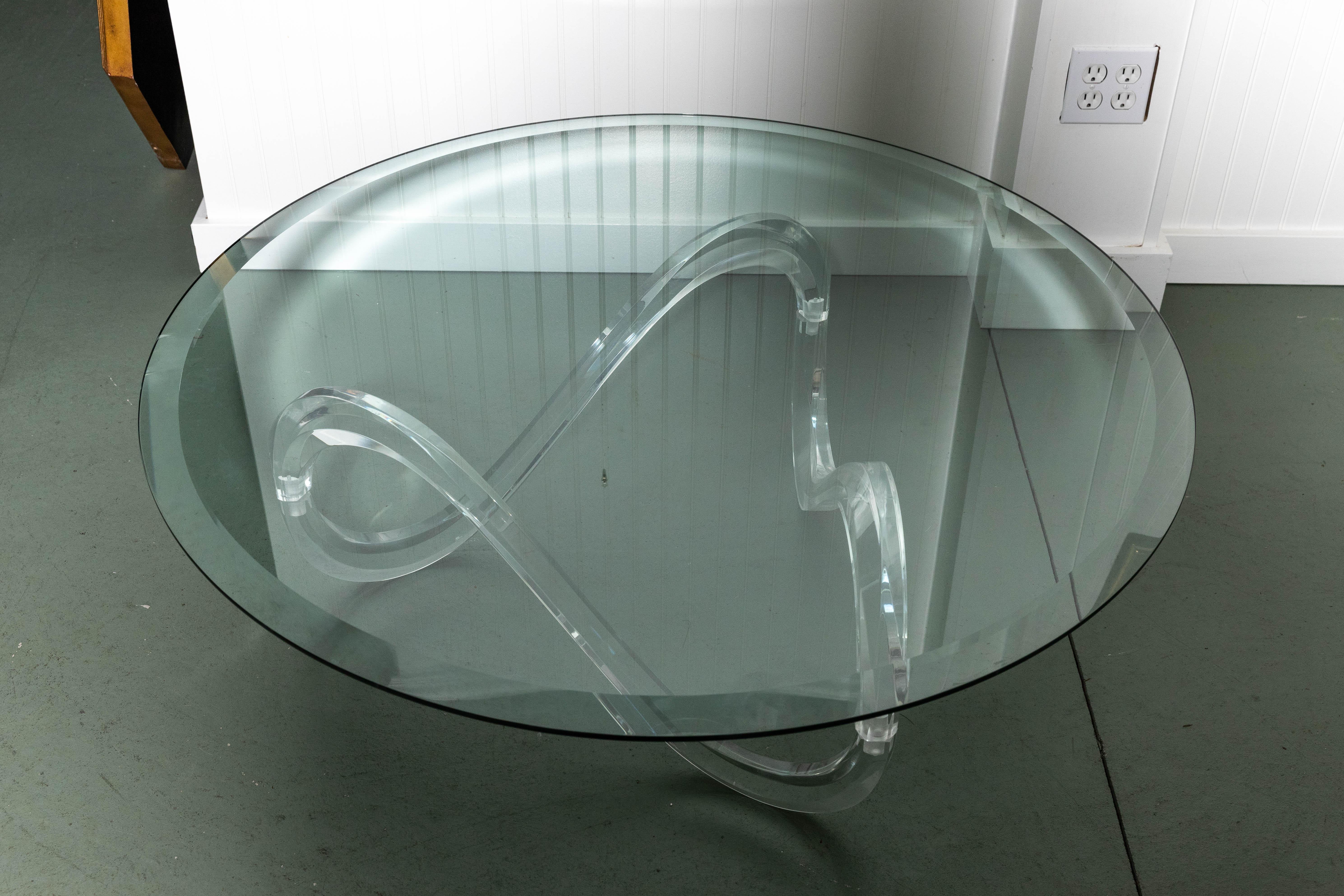 Mid-Century Modern Glass Coffee Table with Serpentine Lucite Base in Style of Charles Hollis Jones For Sale