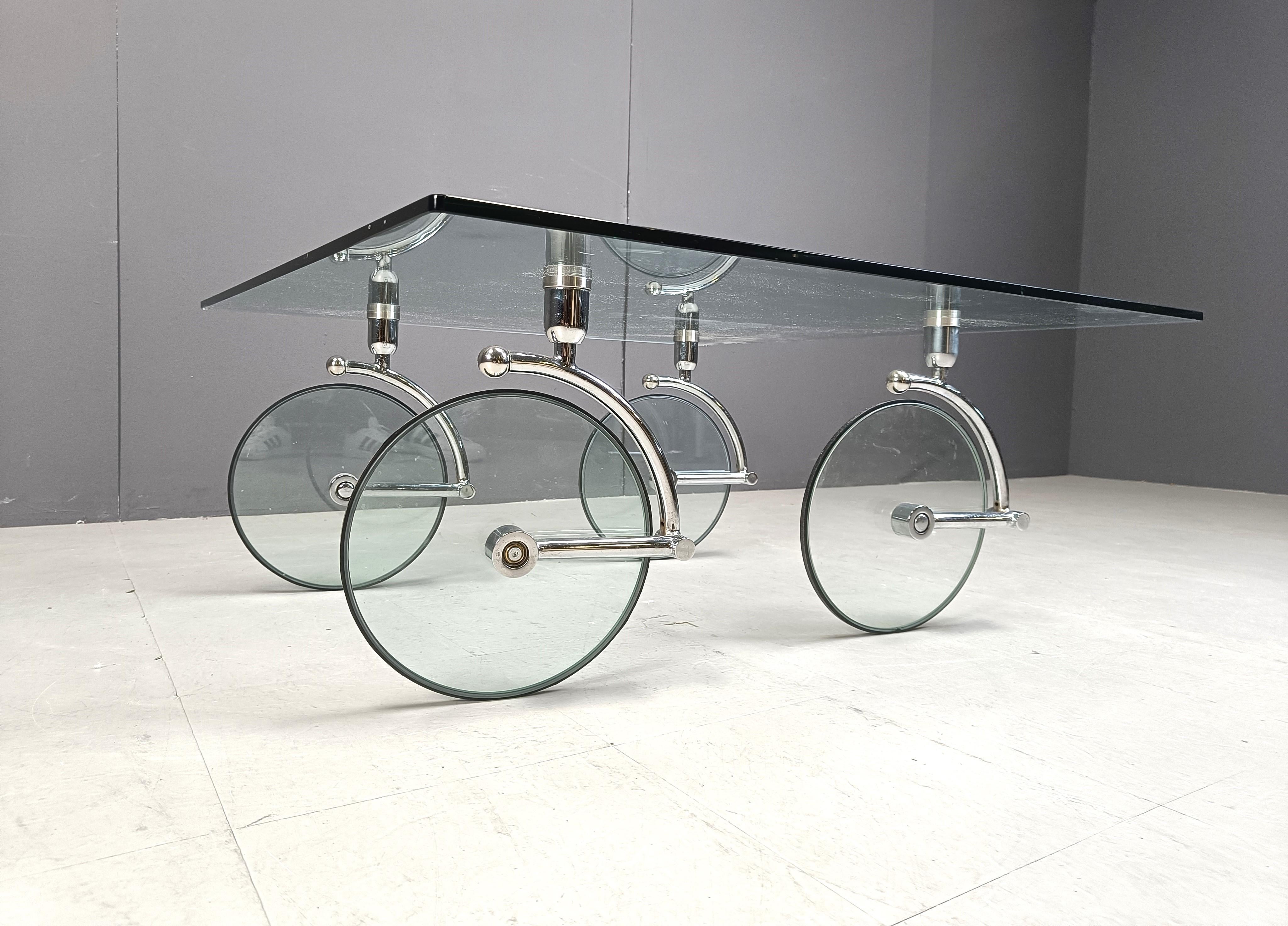 Late 20th Century Glass coffee table with wheels, 1980s