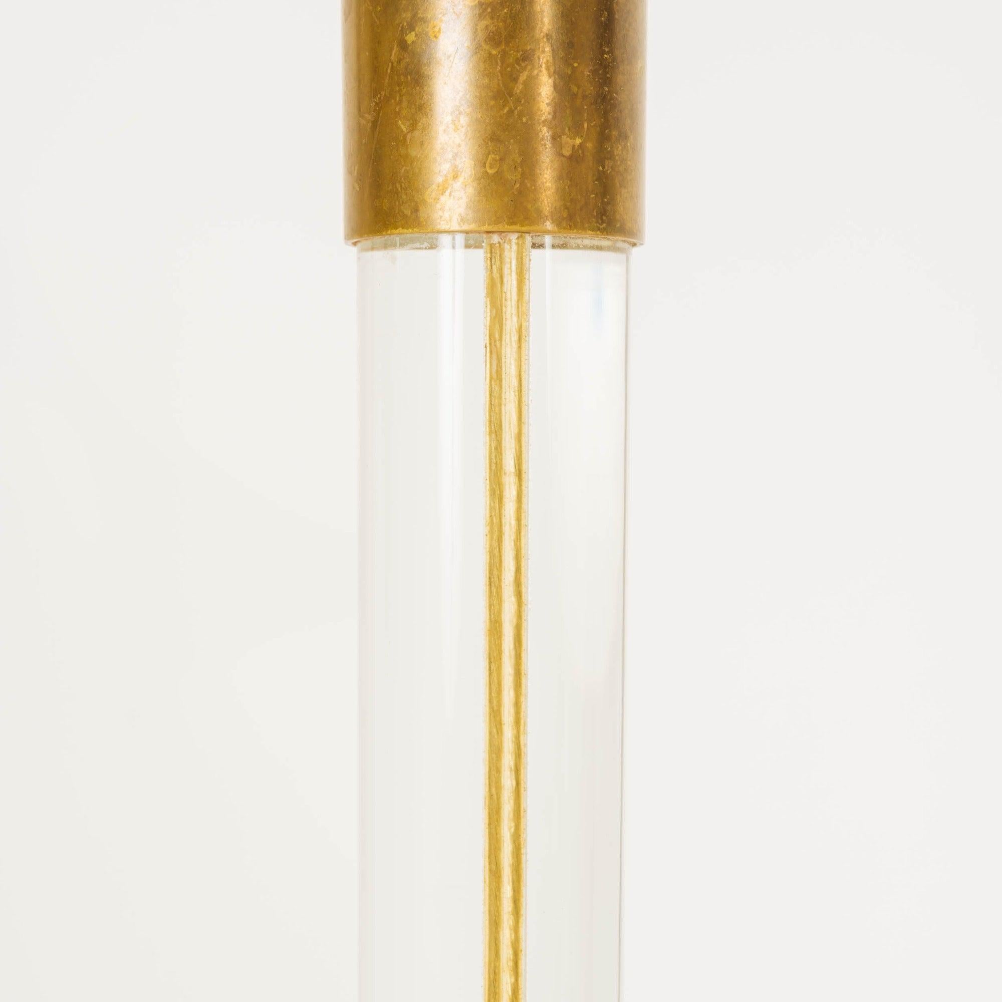 Lampada da terra a colonna in vetro di James Stewart Ross James per Hansen Lighting Co. In condizioni discrete in vendita a Sagaponack, NY
