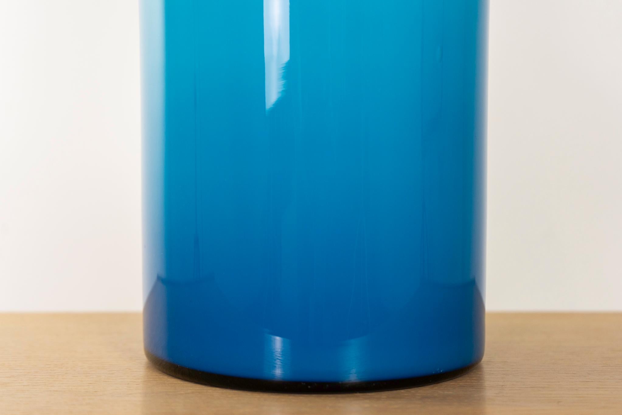 Glass Danish Gluvas Vase by Holmegaard For Sale 1